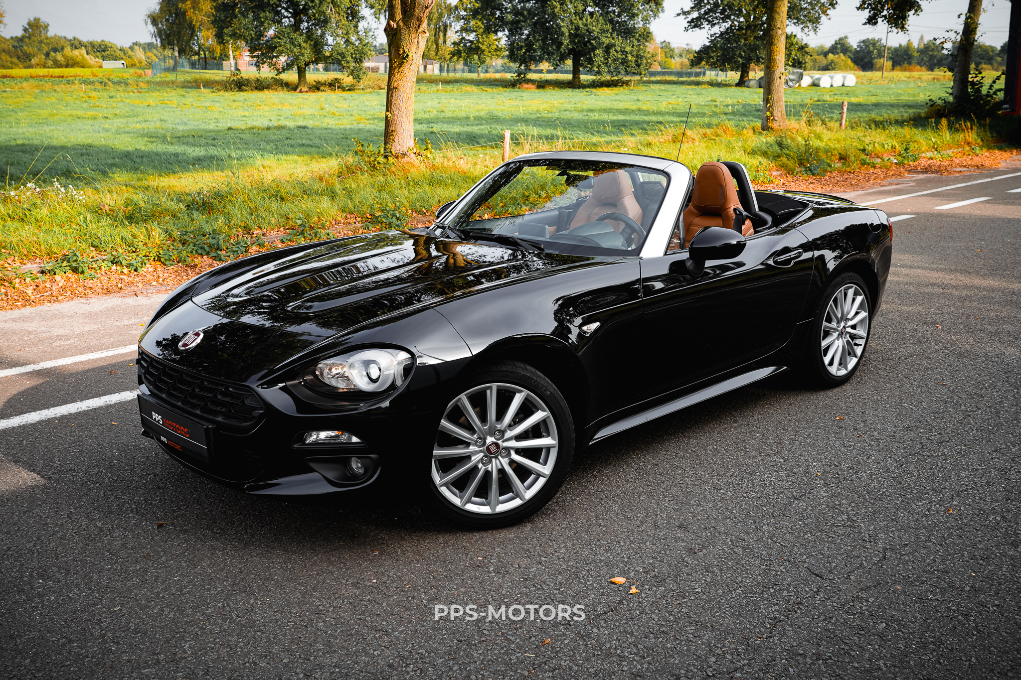 Fiat 124 1.4 SPIDER LUSSO photo 2