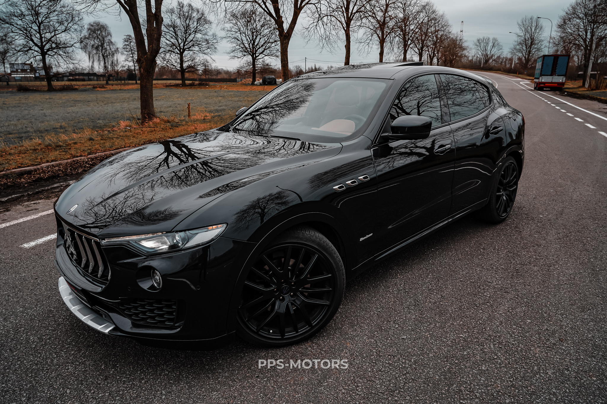 Maserati LEVANTE 3.0 V6 TURBO GRANLUSSO photo 6