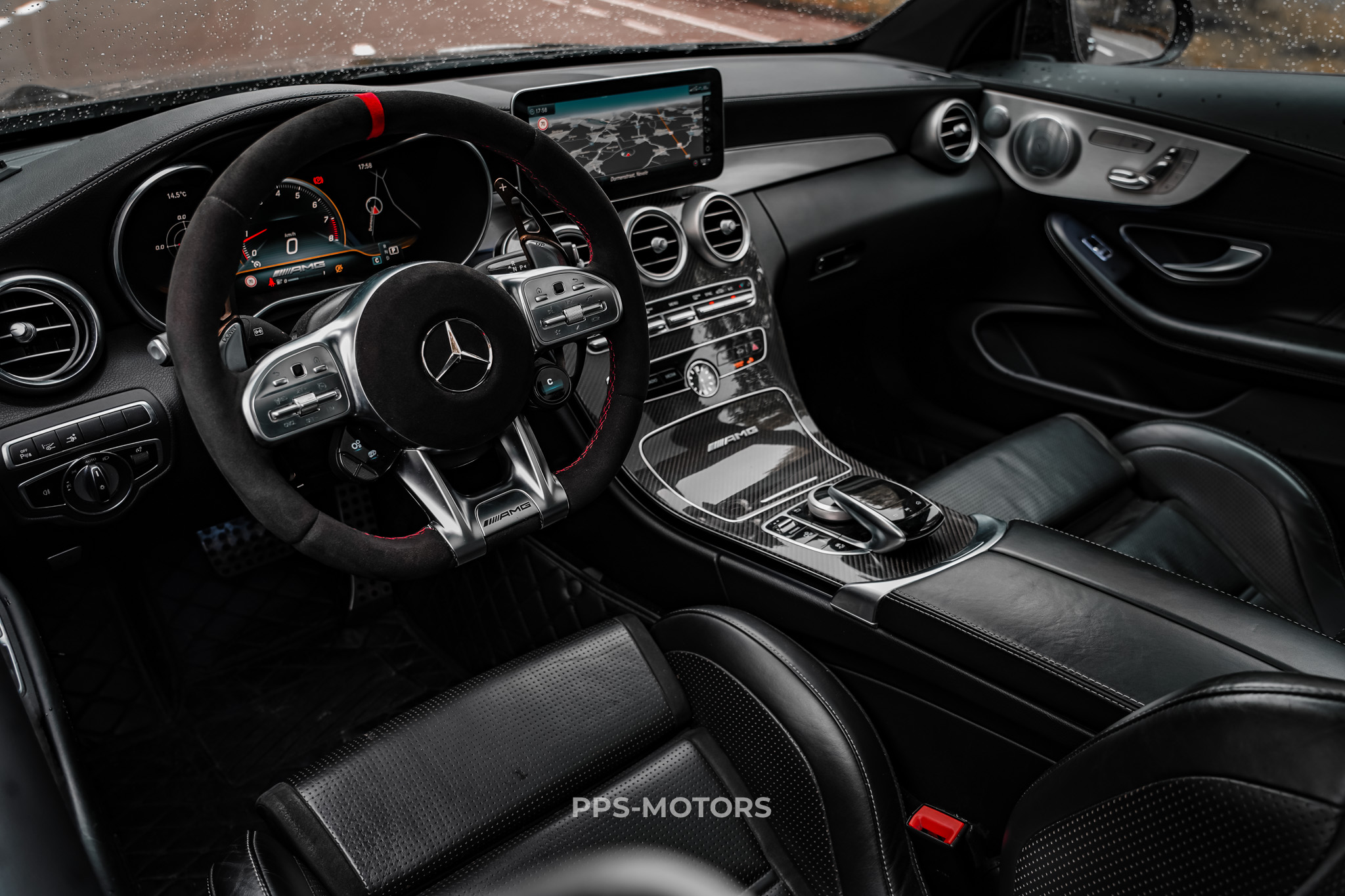 Mercedes Benz C63s AMG 4.0 V8 BITURBO photo 12
