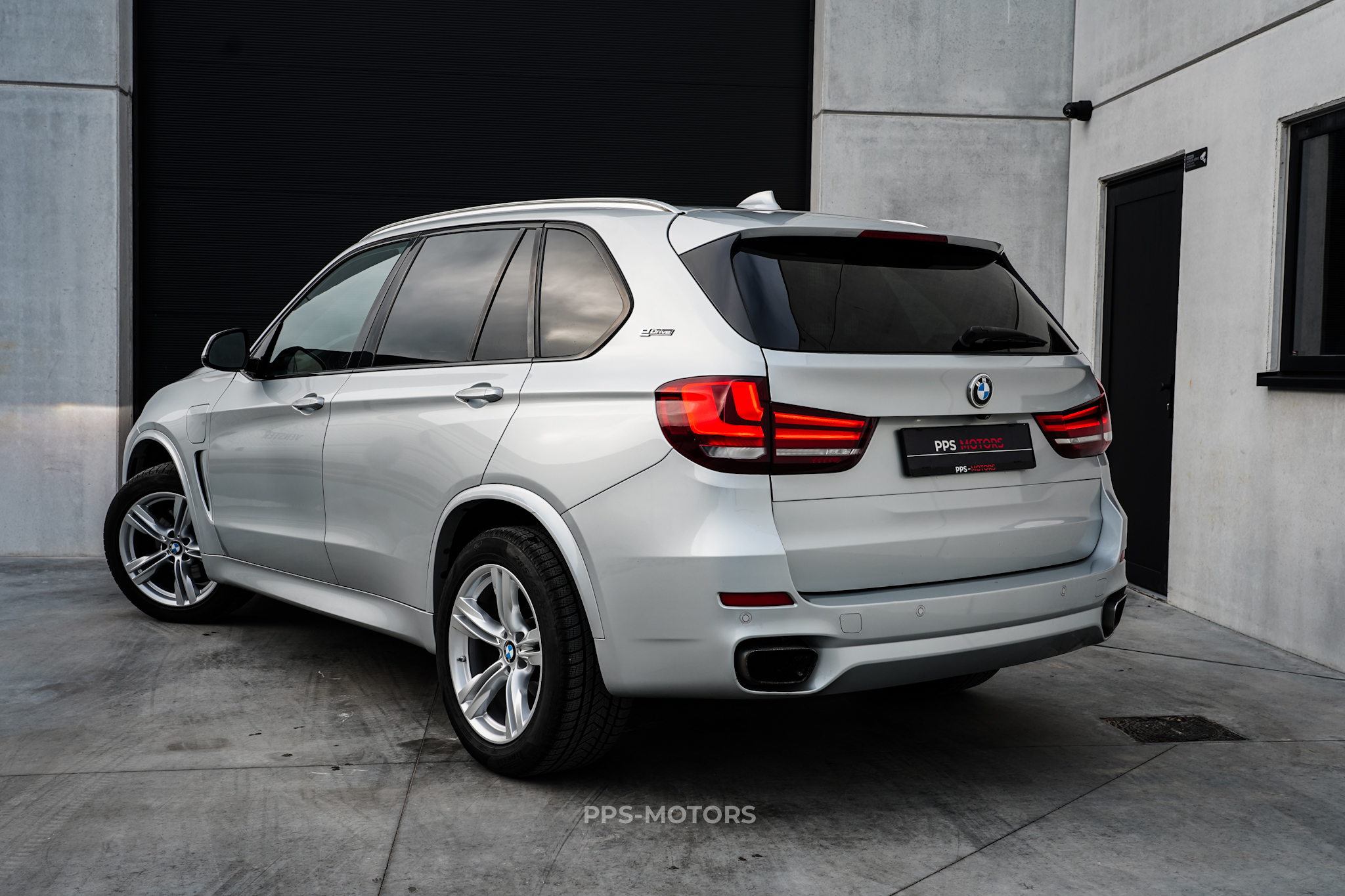 BMW X5 40i ePerformance photo 18