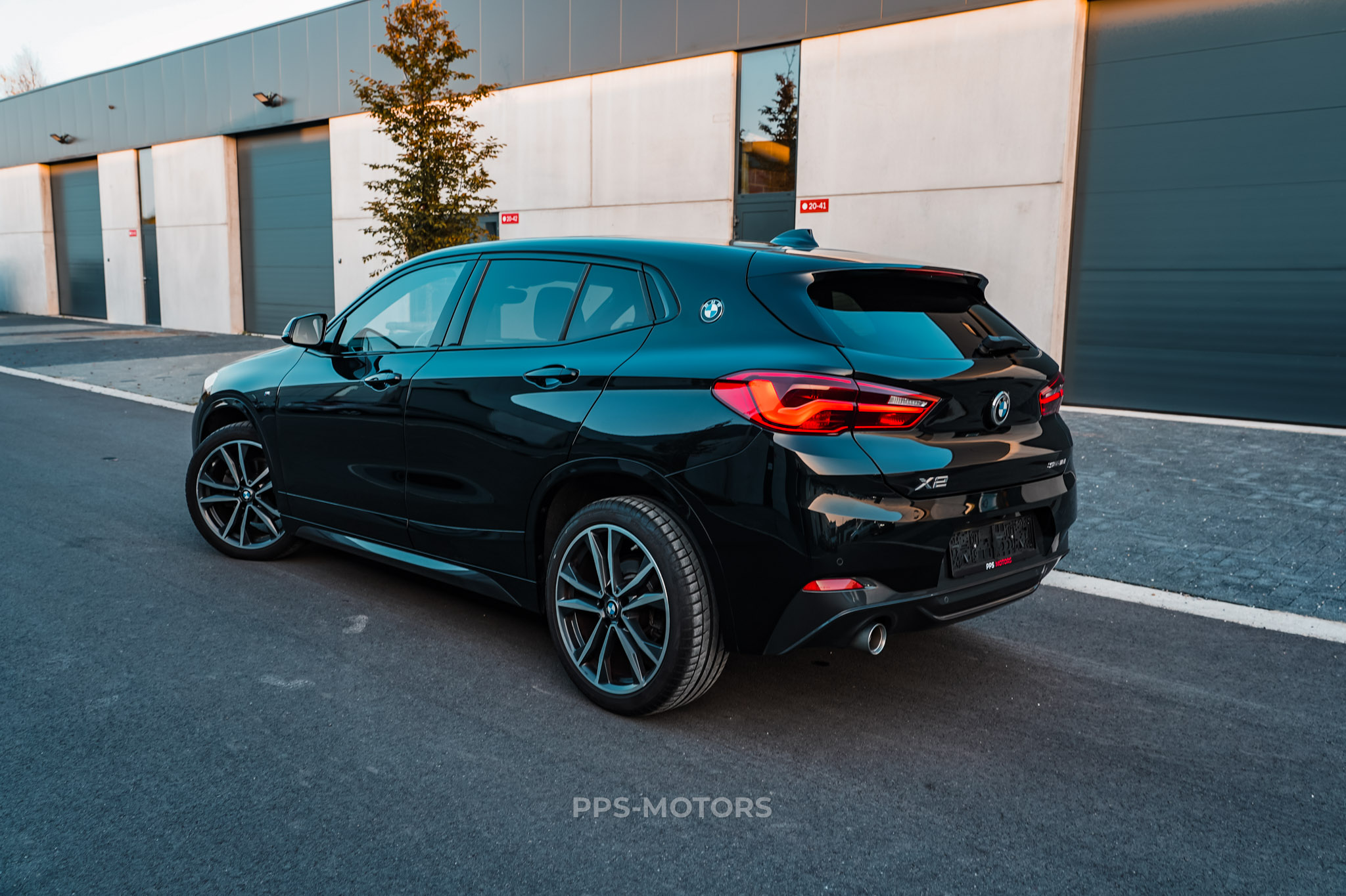BMW X2 1.5iA sDrive18 M-PAKKET photo 8