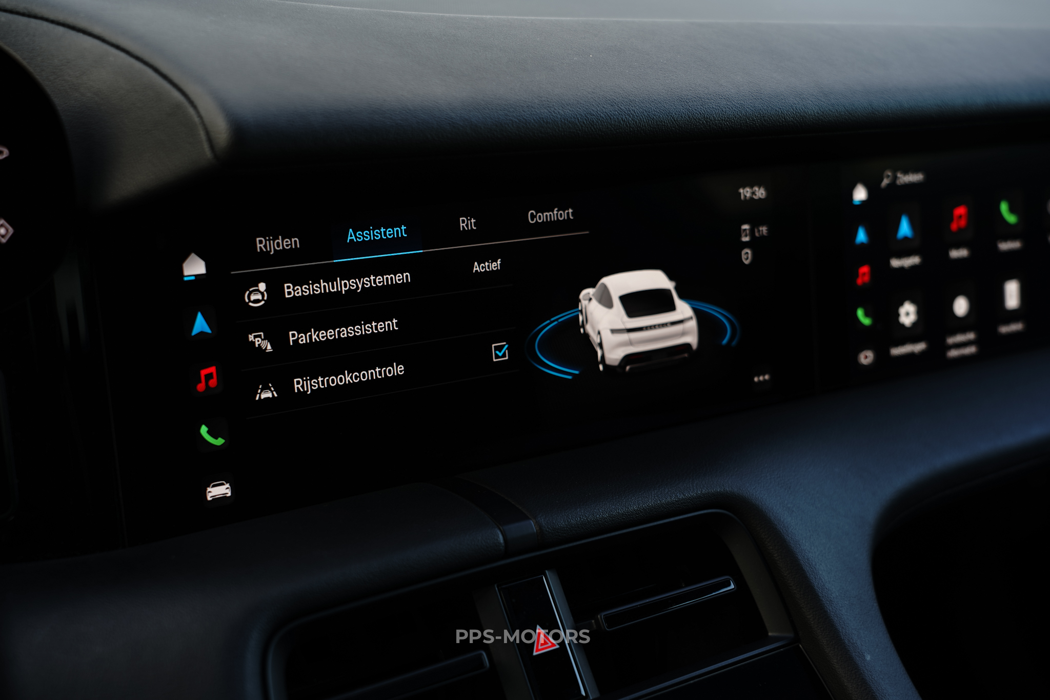Porsche TAYCAN 4S SPORTDESIGN photo 24