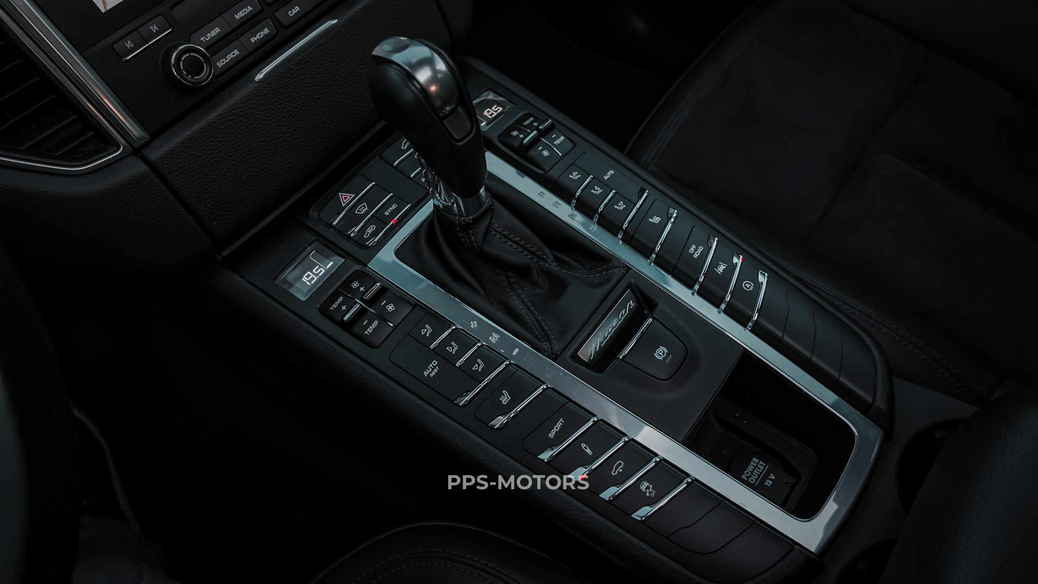 Porsche MACAN S 3.0 SPORTDESIGN photo 16