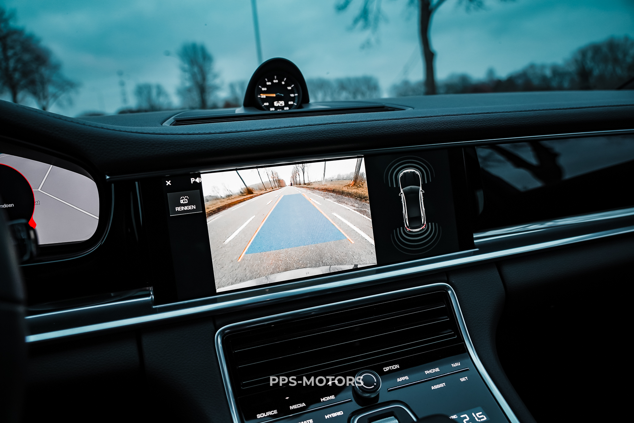 Porsche PANAMERA 4 E-HYBRID photo 42
