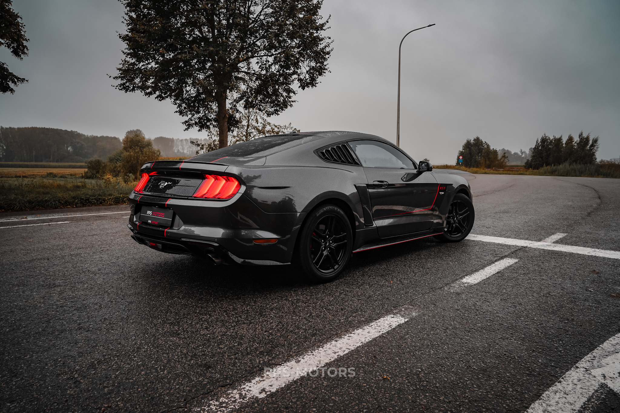Ford MUSTANG 2.3 ECOBOOST photo 17