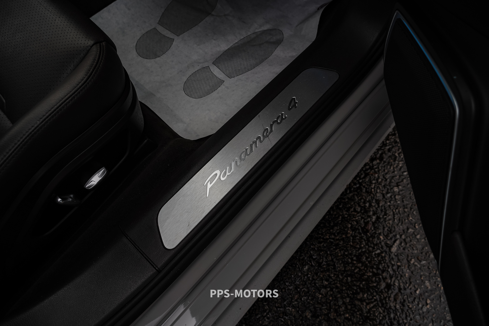 Porsche PANAMERA 4 E-Hybrid Sport Turismo photo 15