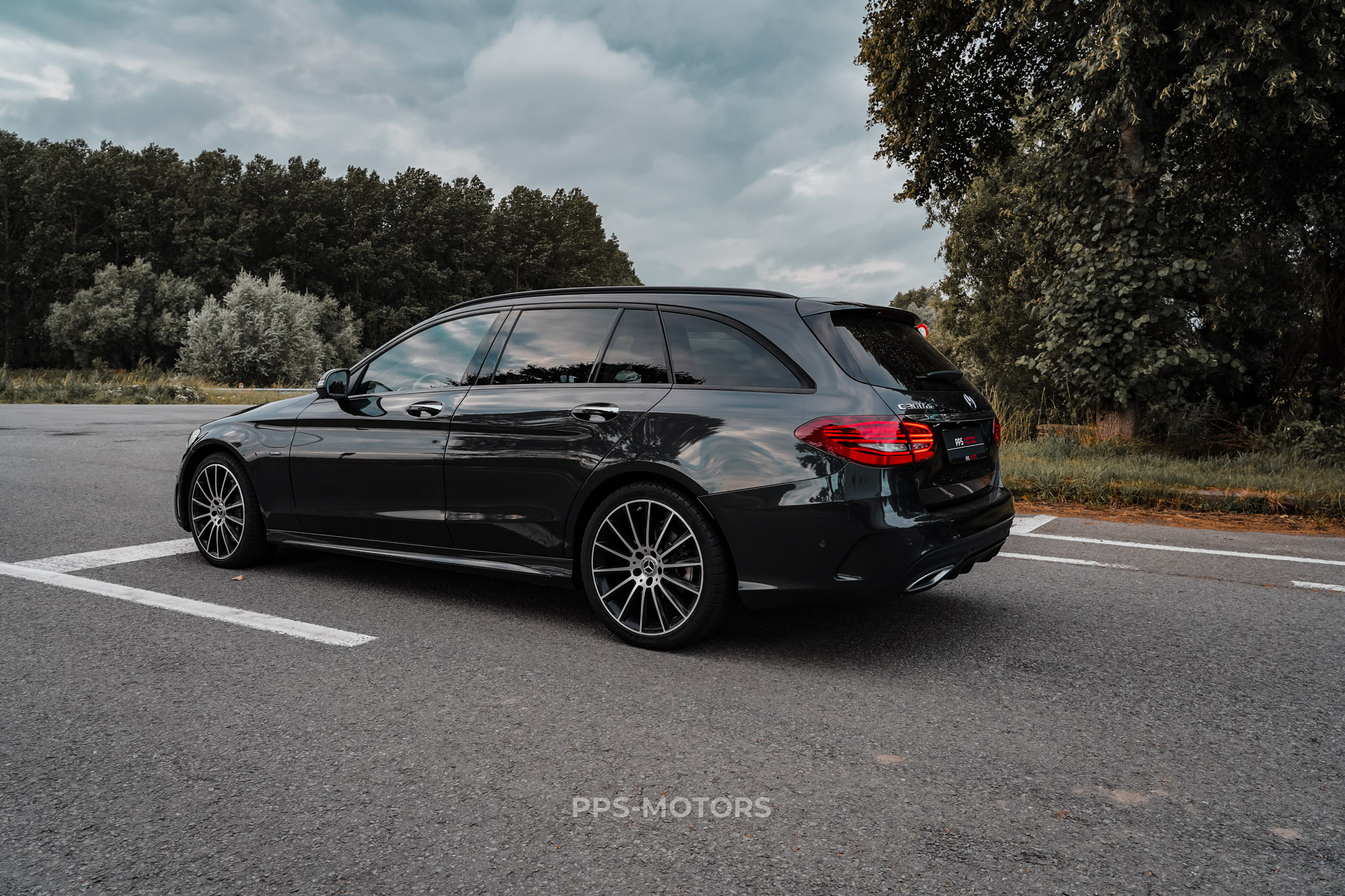 Mercedes Benz C300de AMG-PAKKET photo 8