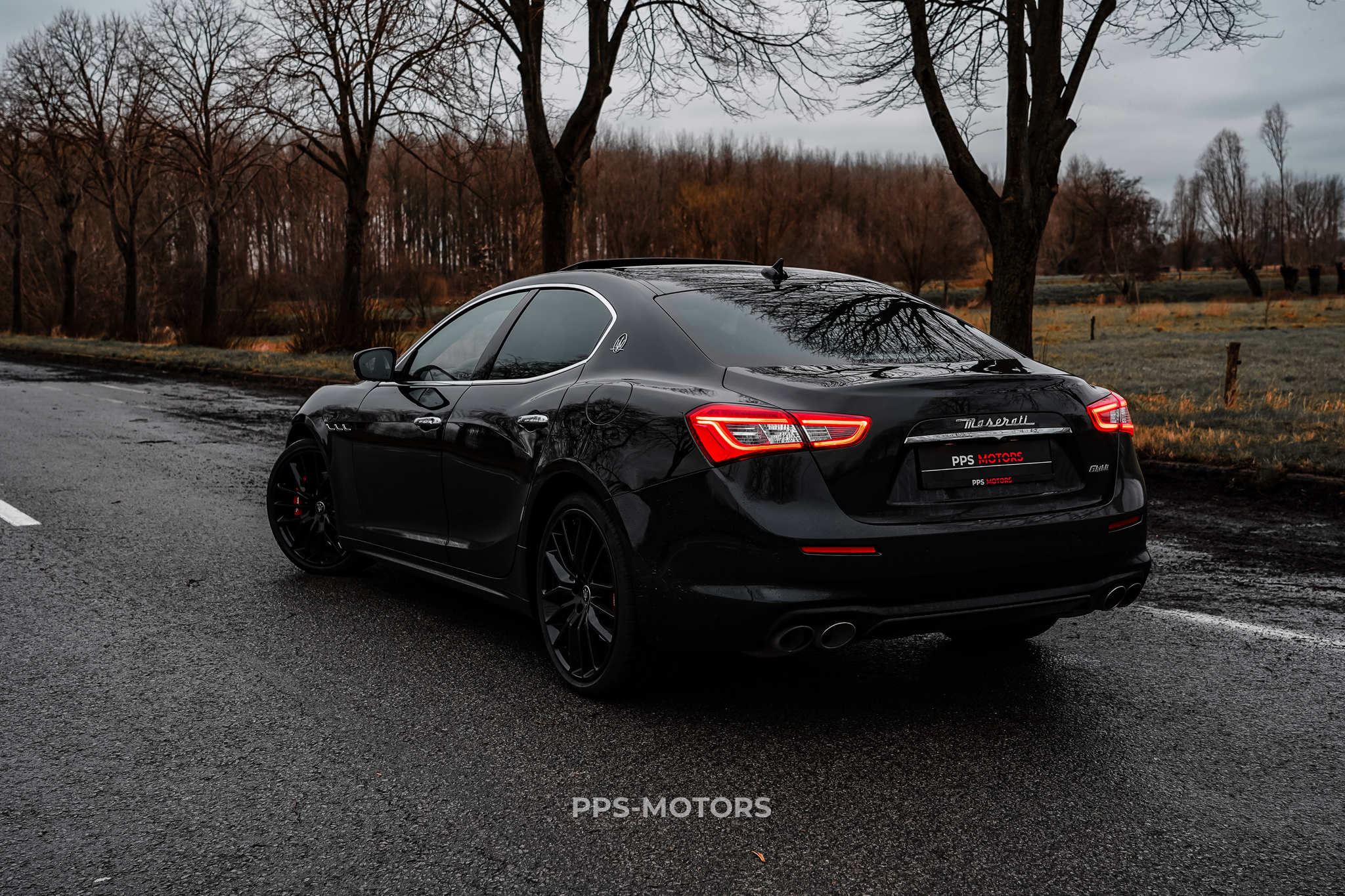 Maserati GHIBLI 3.0 V6 RIBELLE 1 OF 200 photo 26