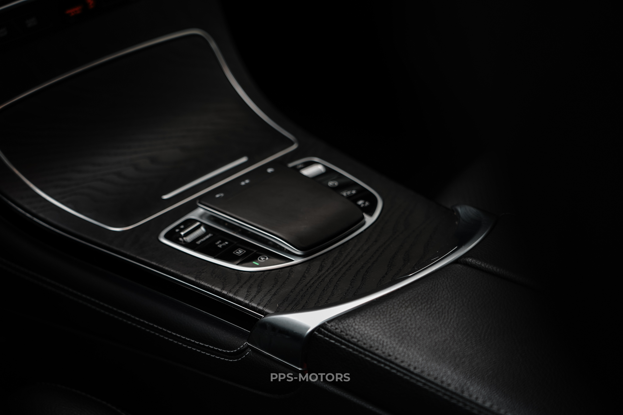 Mercedes Benz GLC 200 4-MATIC photo 10