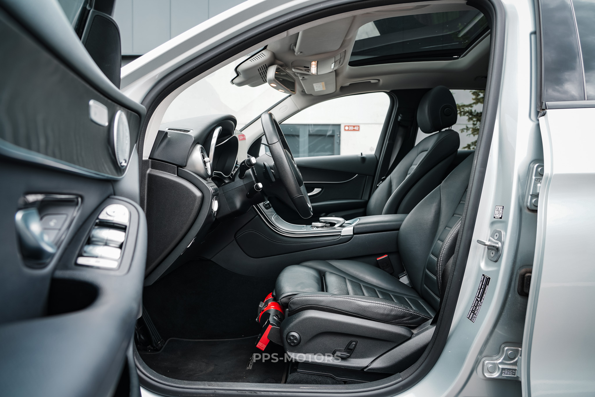 Mercedes Benz GLC 220d 4MATIC AMG-PAKKET photo 8