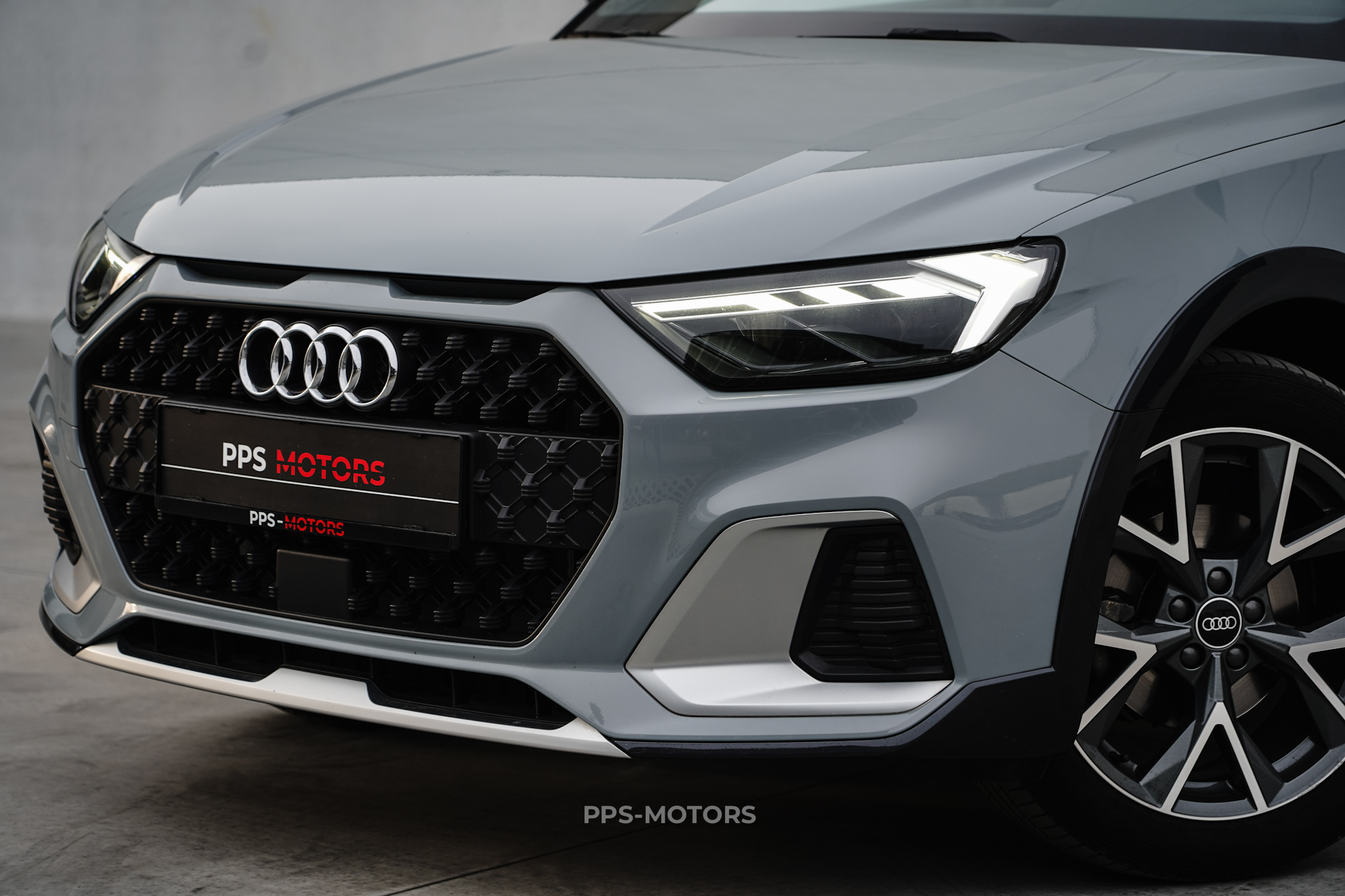 Audi A1 30 TFSI CITYCARVER S-LINE photo 2