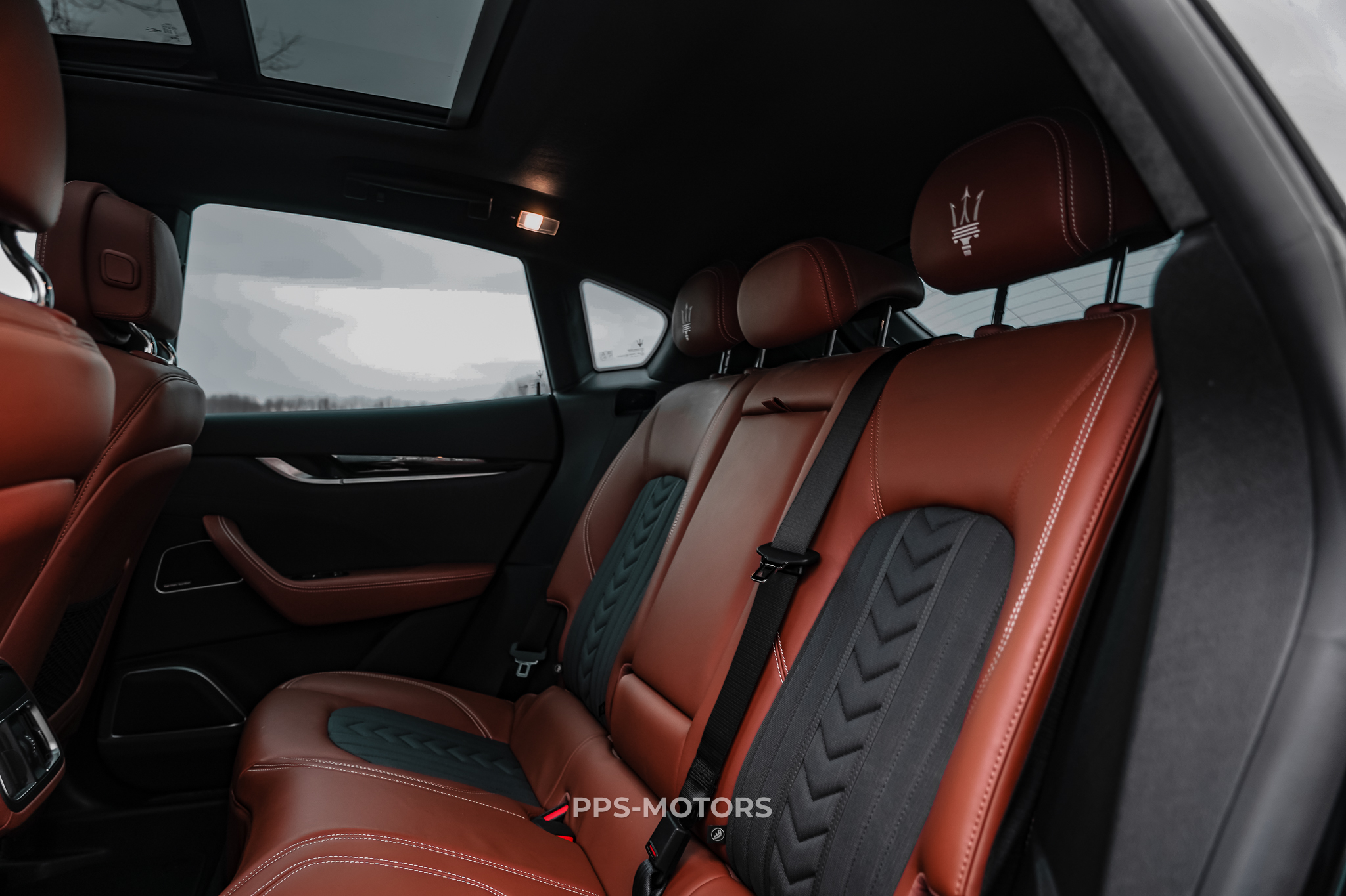 Maserati LEVANTE 3.0 V6 TURBO GRANLUSSO photo 29