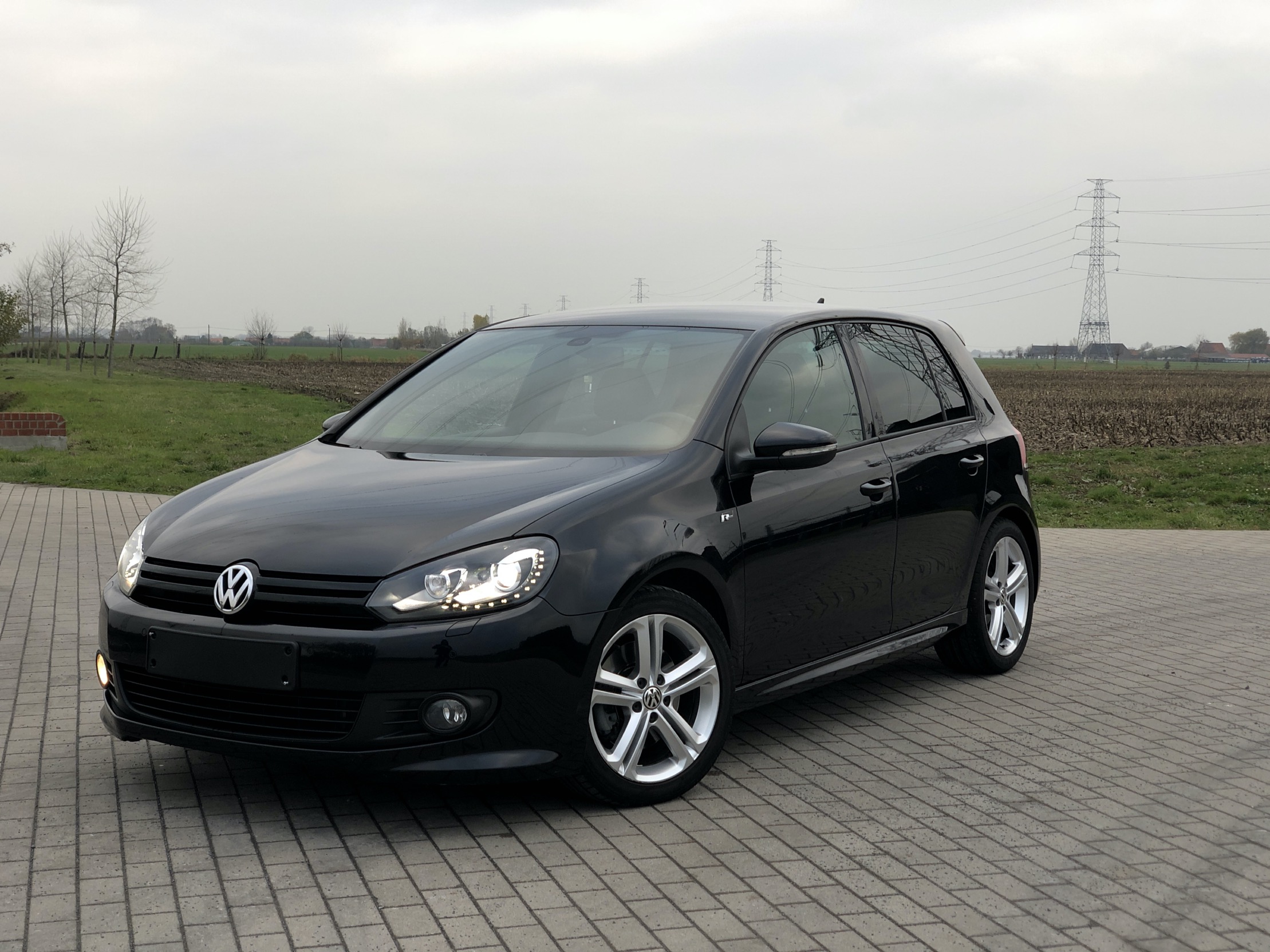 Volkswagen GOLF VI 1.4 TSI R-LINE photo 1