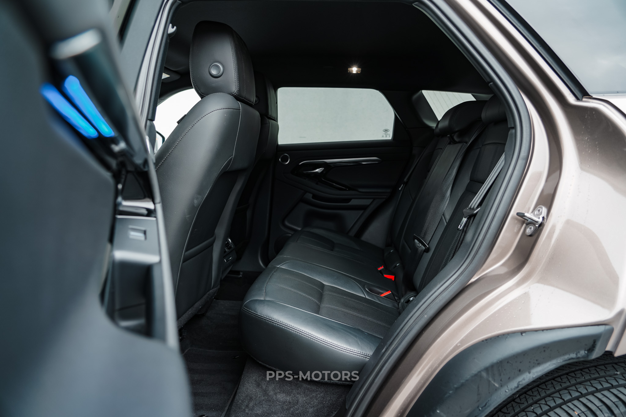 Land Rover RANGE ROVER EVOQUE photo 9