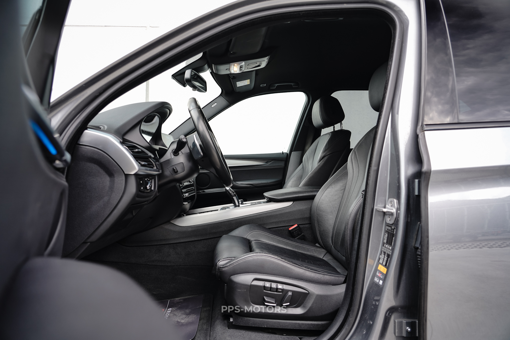 BMW X5 40e iPerformance photo 6