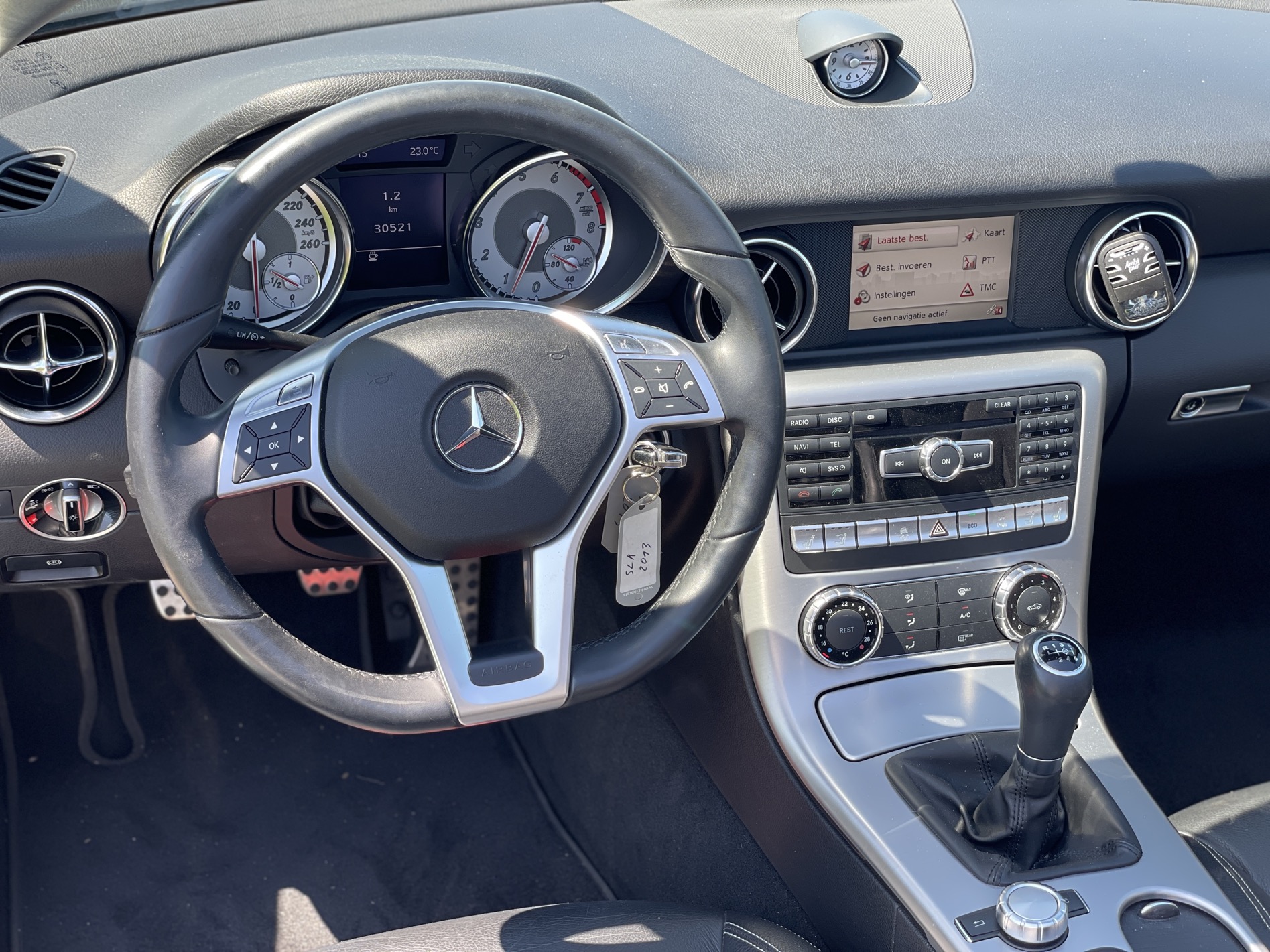 Mercedes Benz SLK 200 photo 14