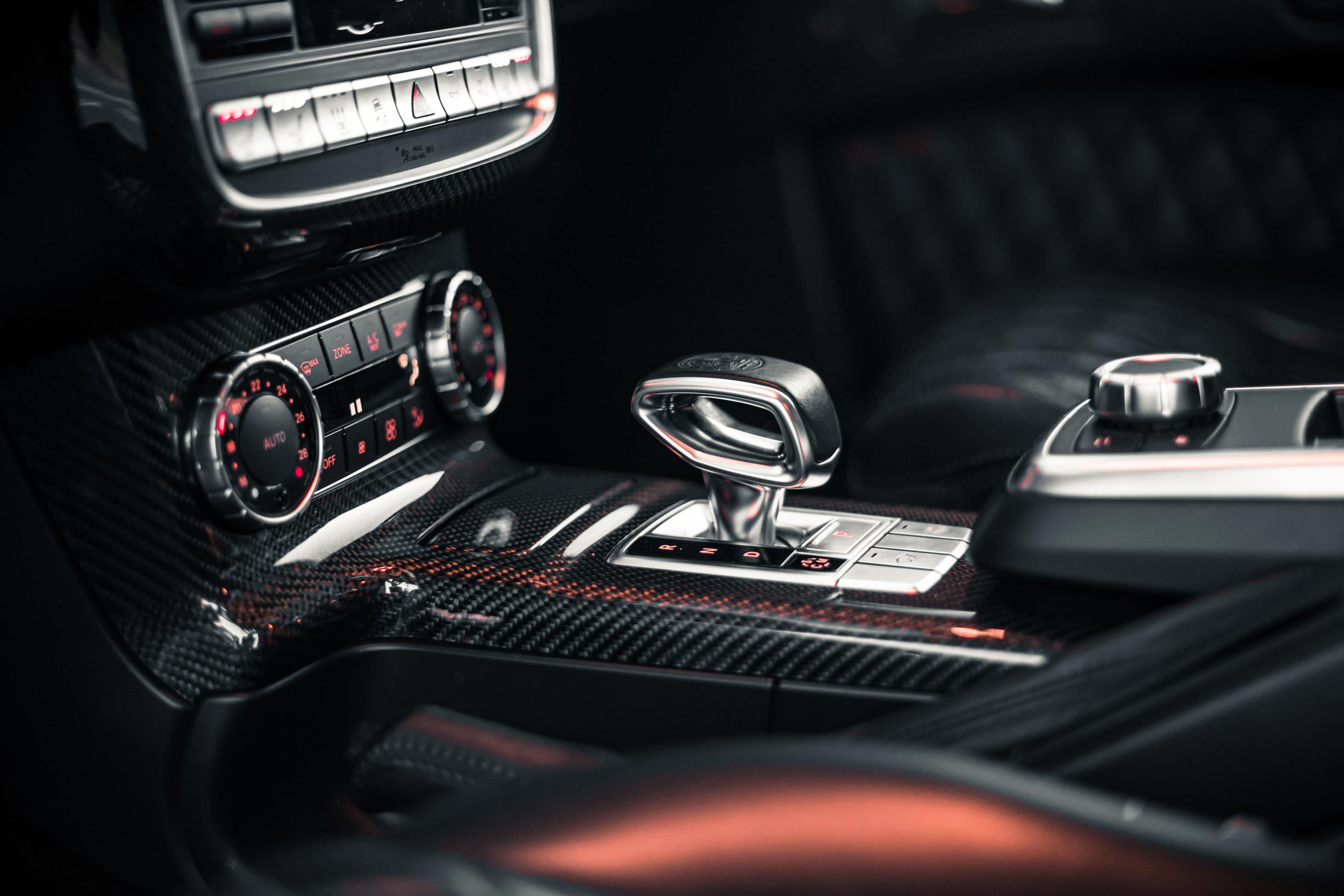 Mercedes Benz G63 AMG 5.5 V8 | BRABUS OPTIK photo 36