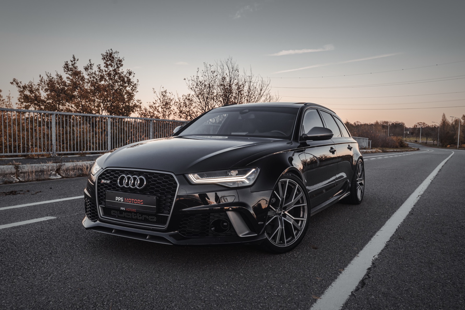 Audi RS6 4.0 V8 QUATTRO AKRAPOVIC photo 17