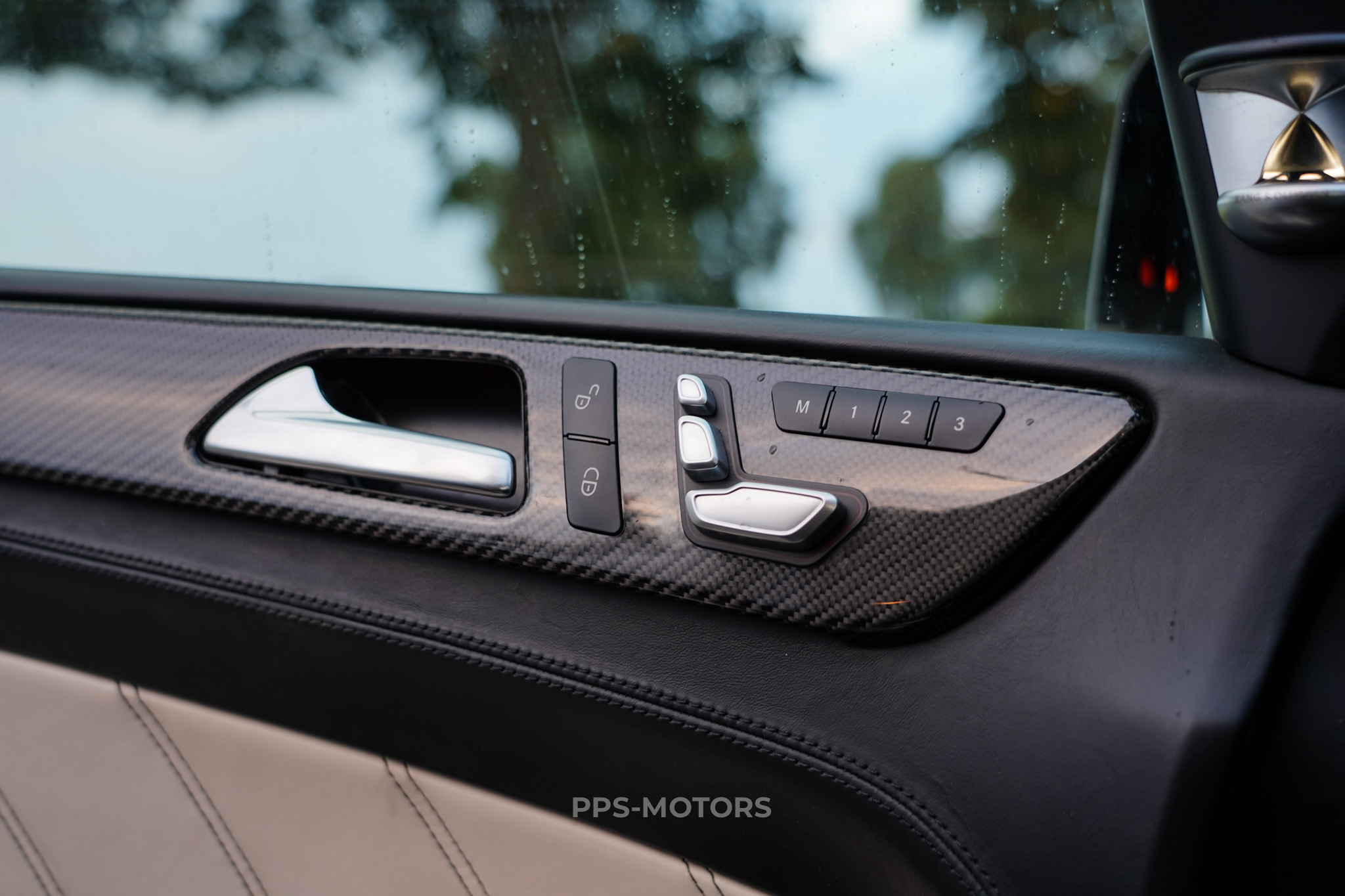 Mercedes Benz GLE63 AMG 5.5 V8 BITURBO photo 18