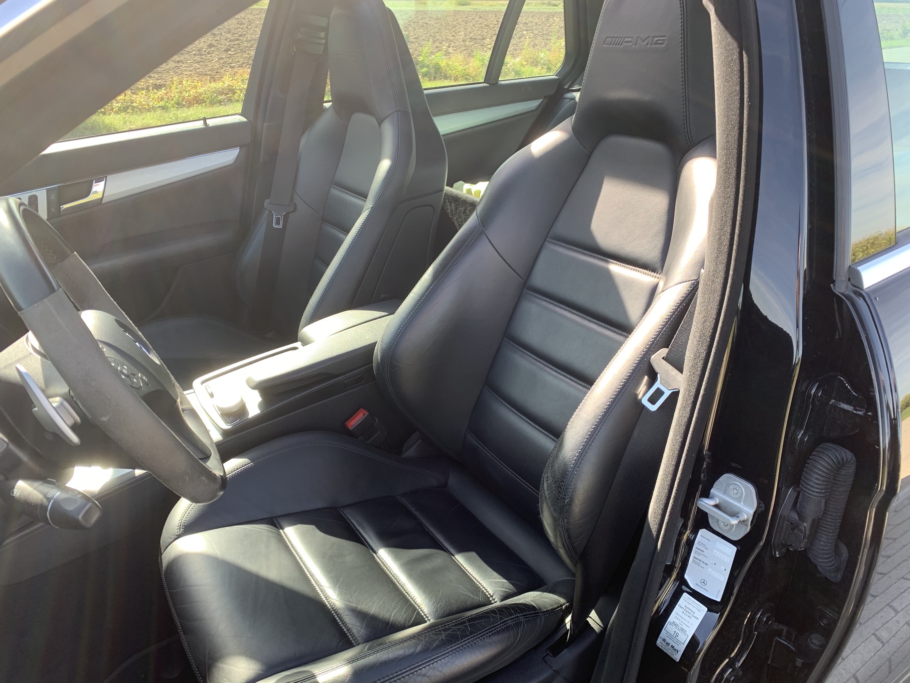 Mercedes Benz C63 AMG 4.0 V8 BITURBO photo 17