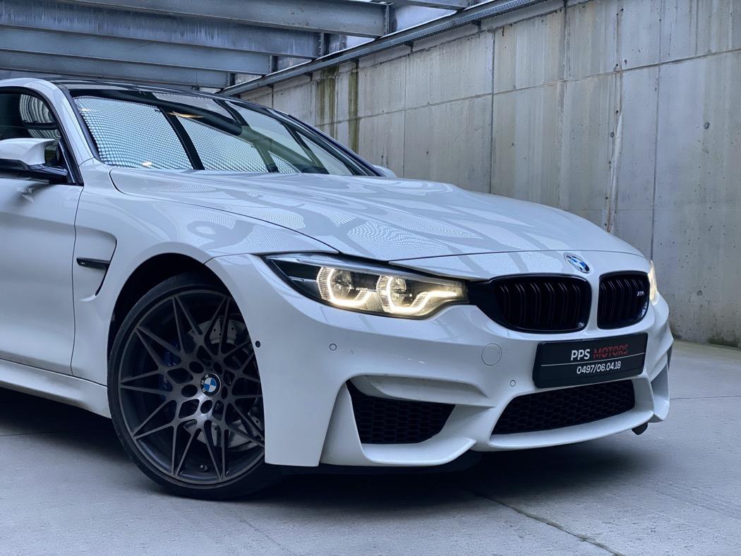 BMW M4 COMPETITION 3.0 photo 2