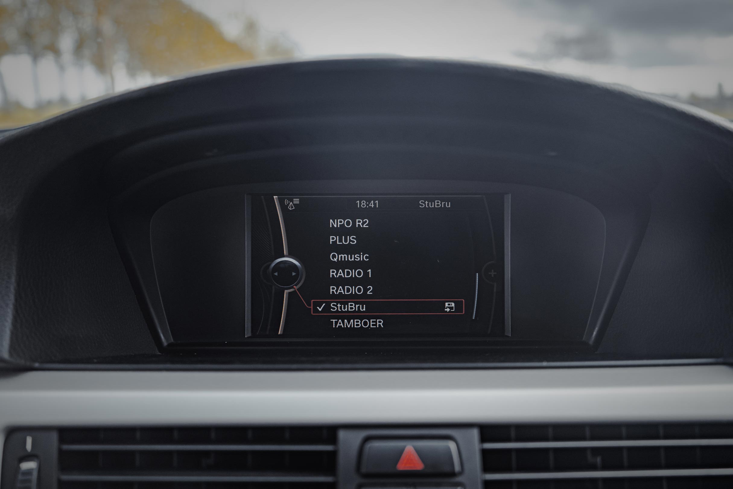 BMW 318d E91 M-PAKKET photo 12
