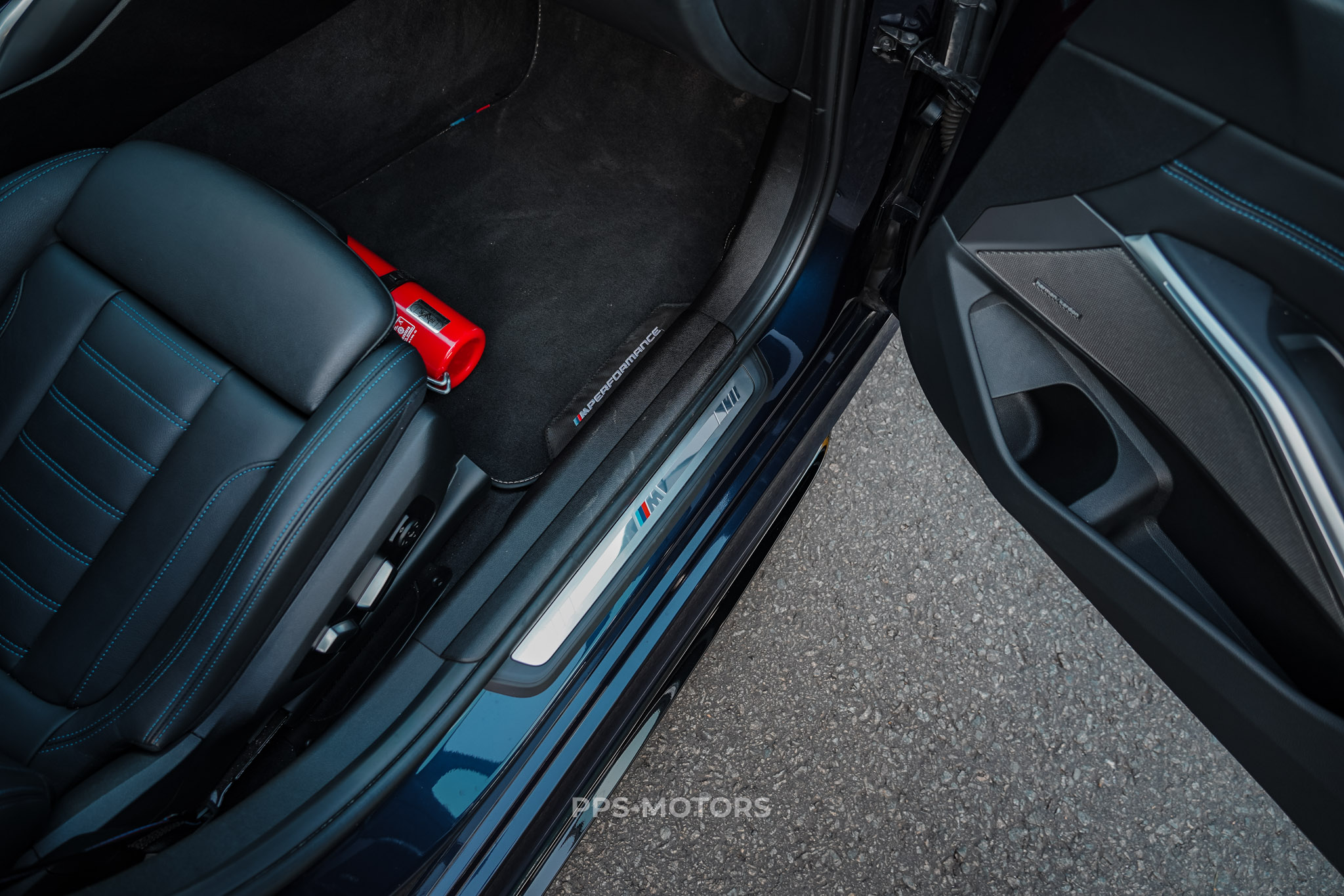 BMW 330e M-PAKKET M-PERFORMANCE photo 28