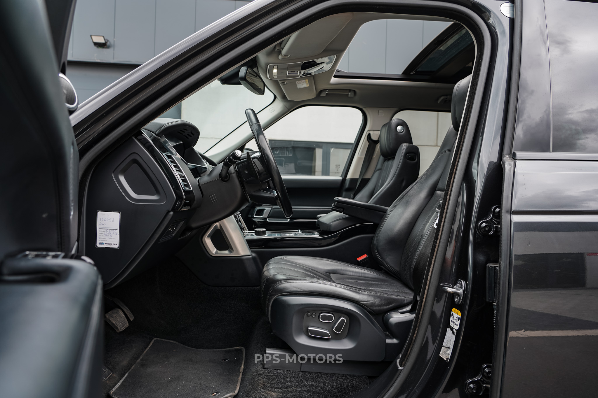 Land Rover RANGE ROVER VOGUE 4.4 SDV8 photo 8
