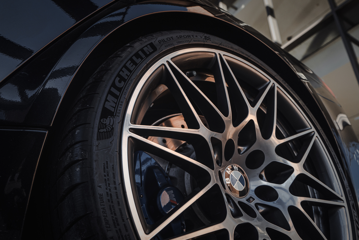 BMW M3 COMPETITION photo 15