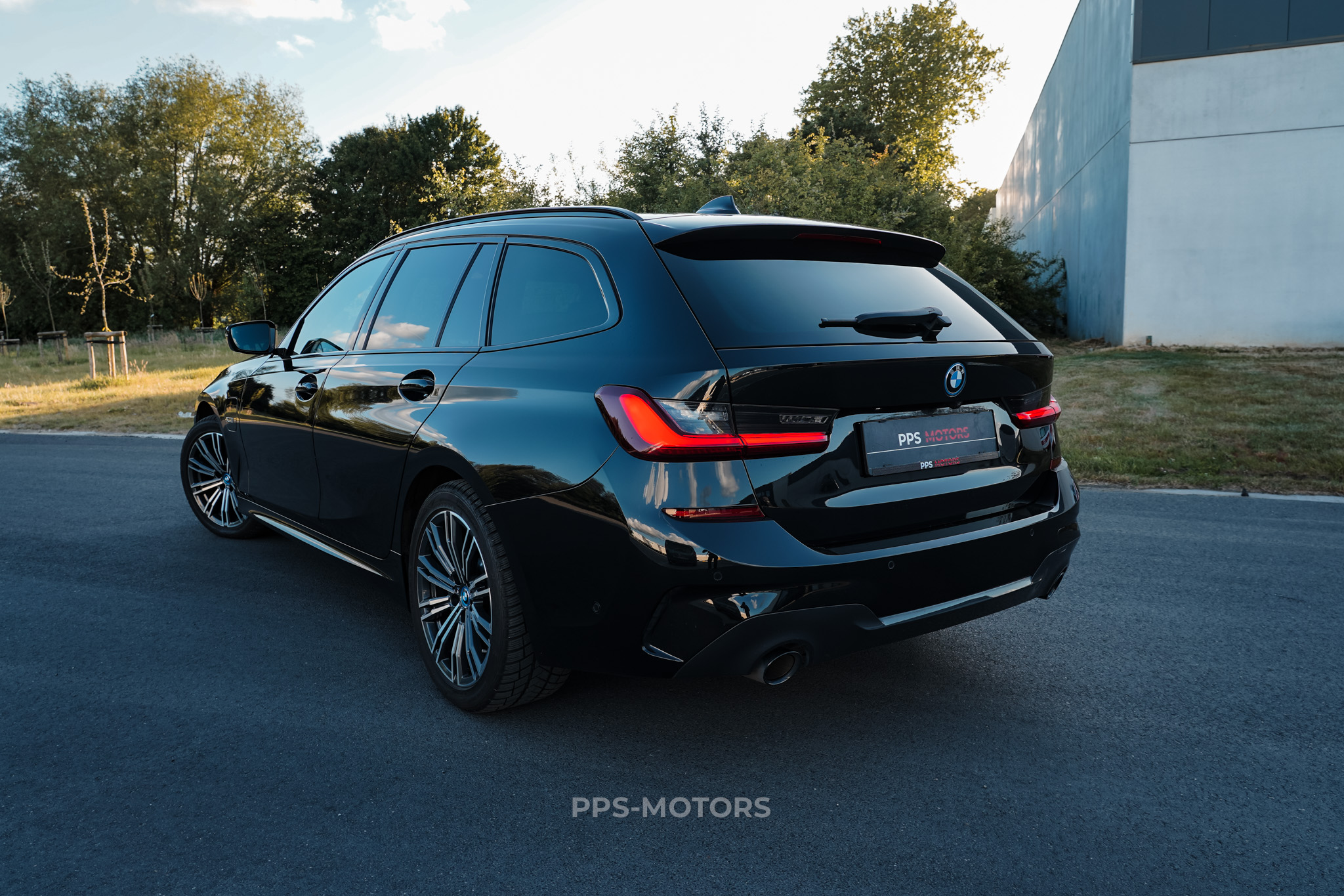 BMW 320e HYBRID TOURING M-PAKKET foto 5