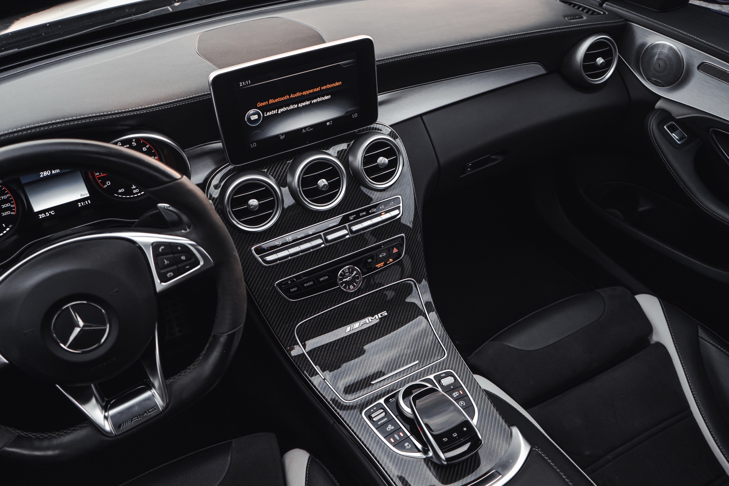 Mercedes Benz C63s AMG 4.0 BITURBO V8 - LICHTE VRACHT photo 23