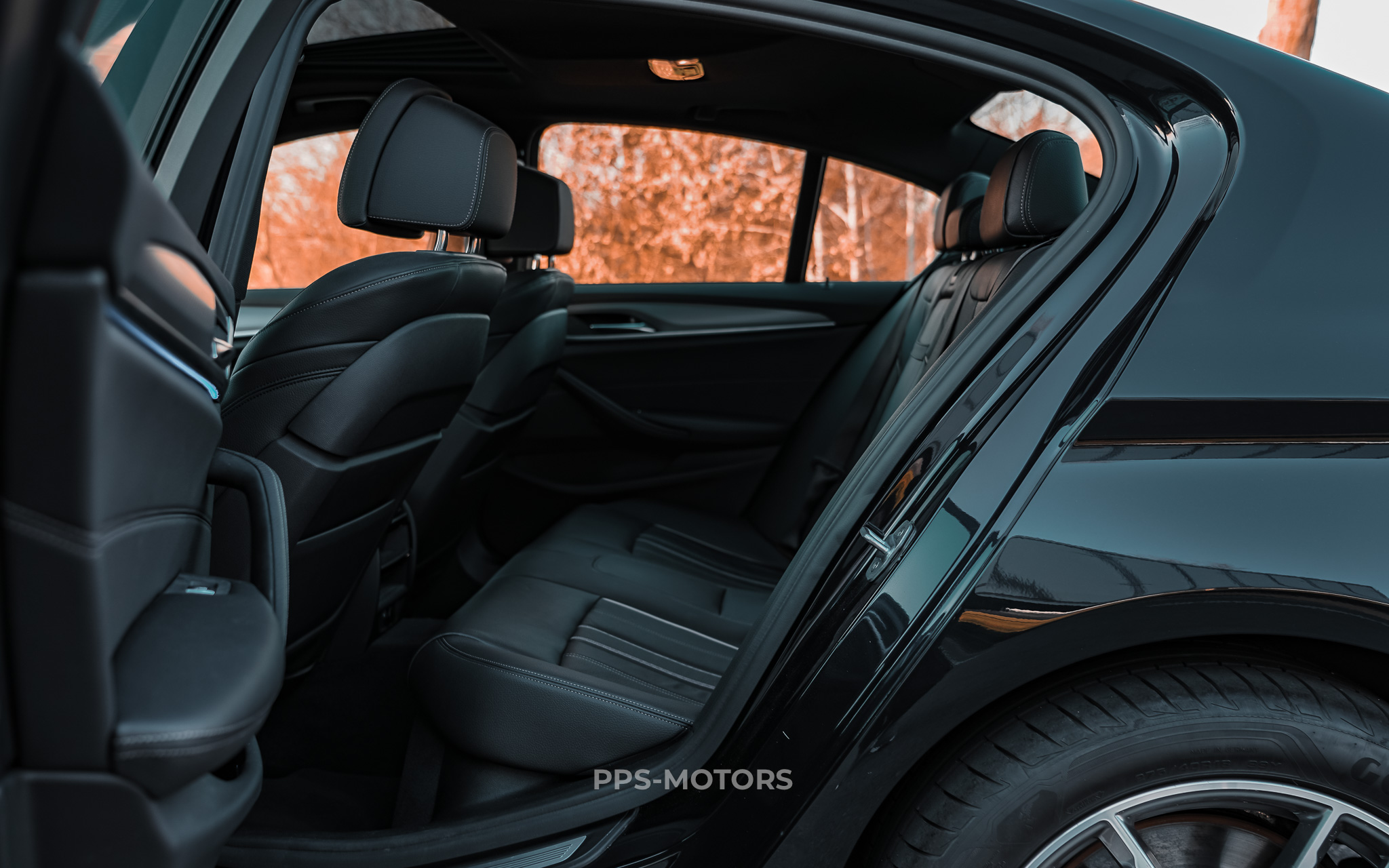 BMW 540i xDRIVE G30 M-PAKKET photo 13