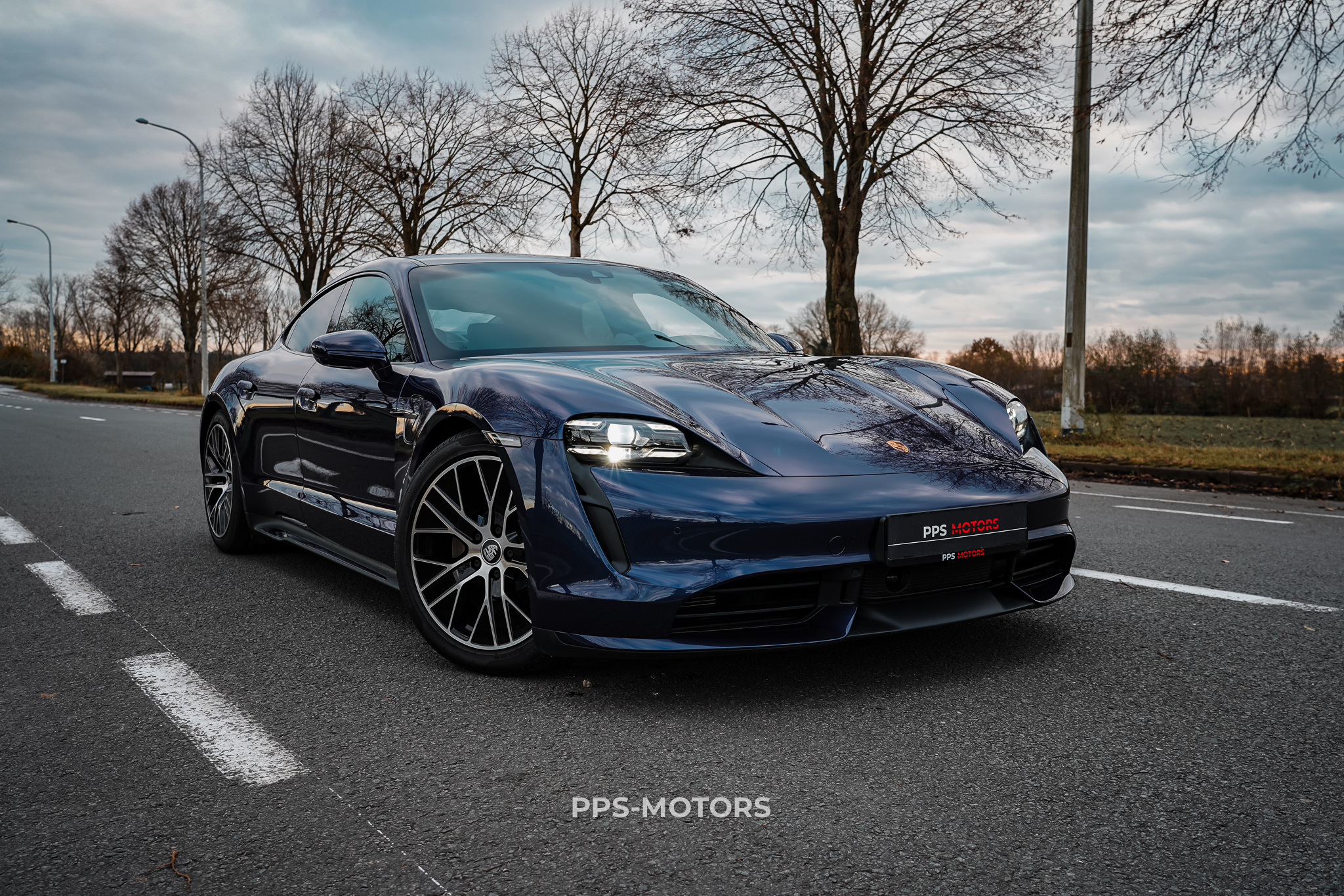 Porsche TAYCAN TURBO NEW! photo 4