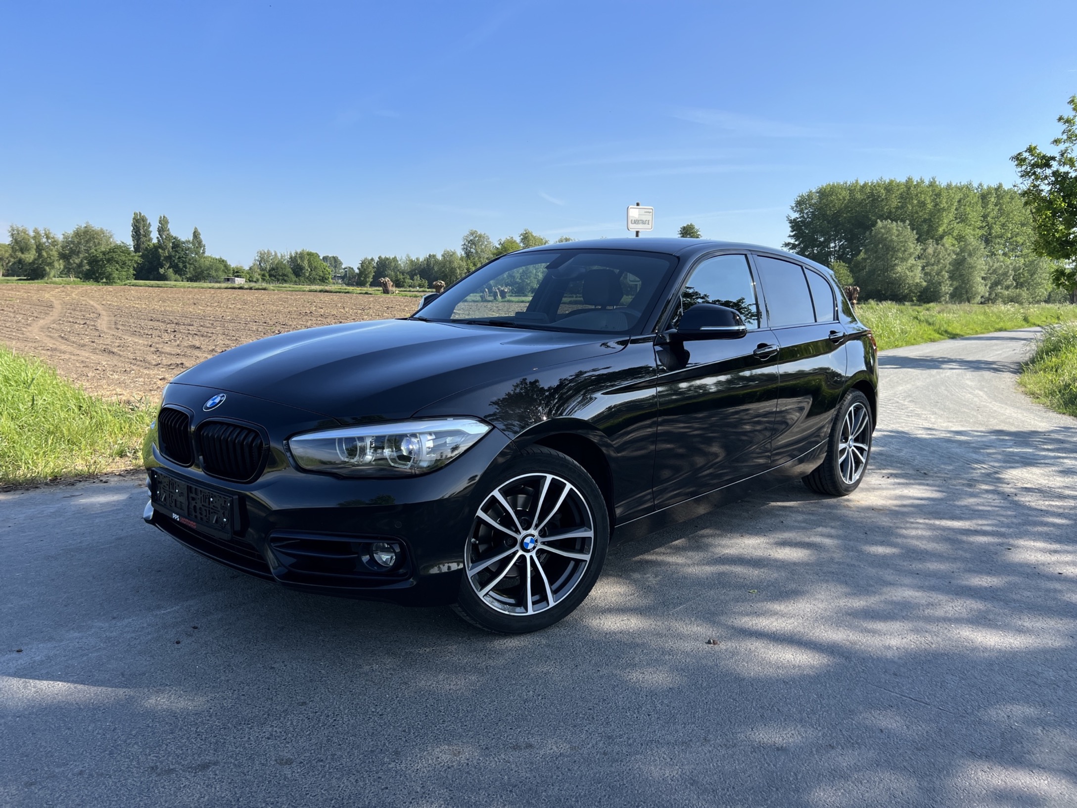 BMW 118d F20 LCI photo 1