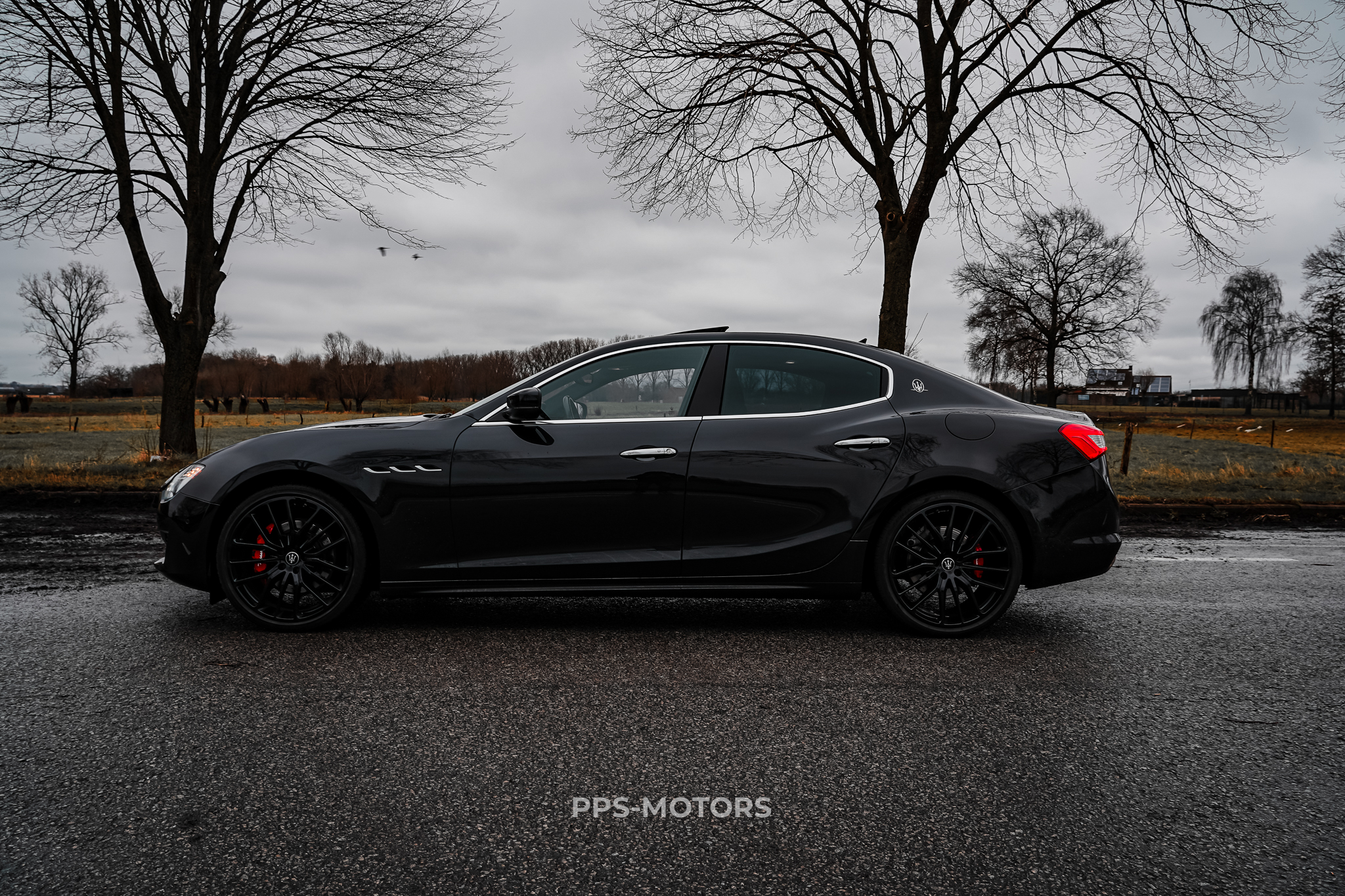 Maserati GHIBLI 3.0 V6 RIBELLE 1 OF 200 photo 7