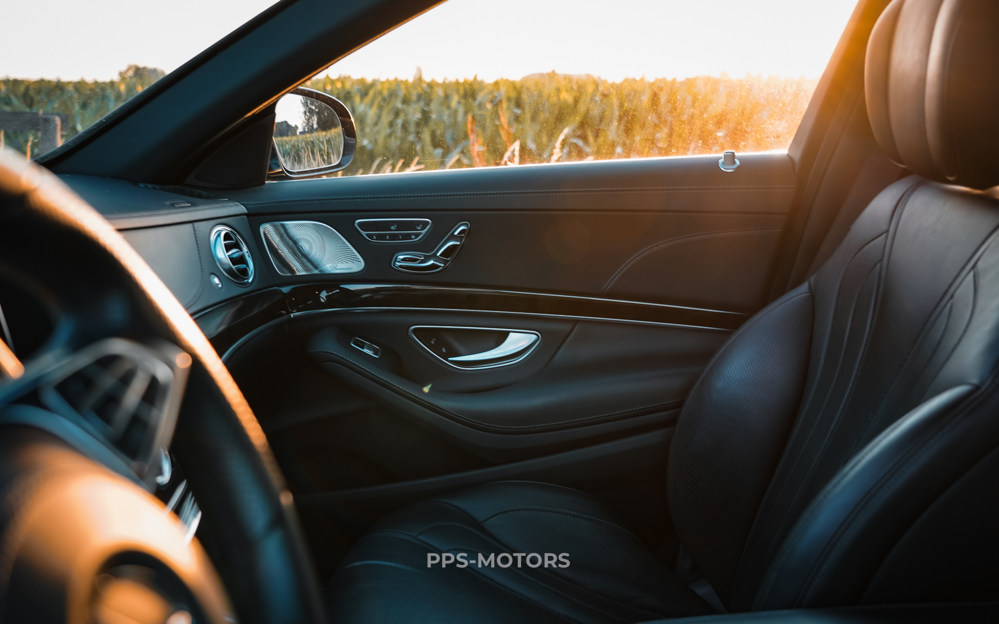 Mercedes Benz S500 L photo 38