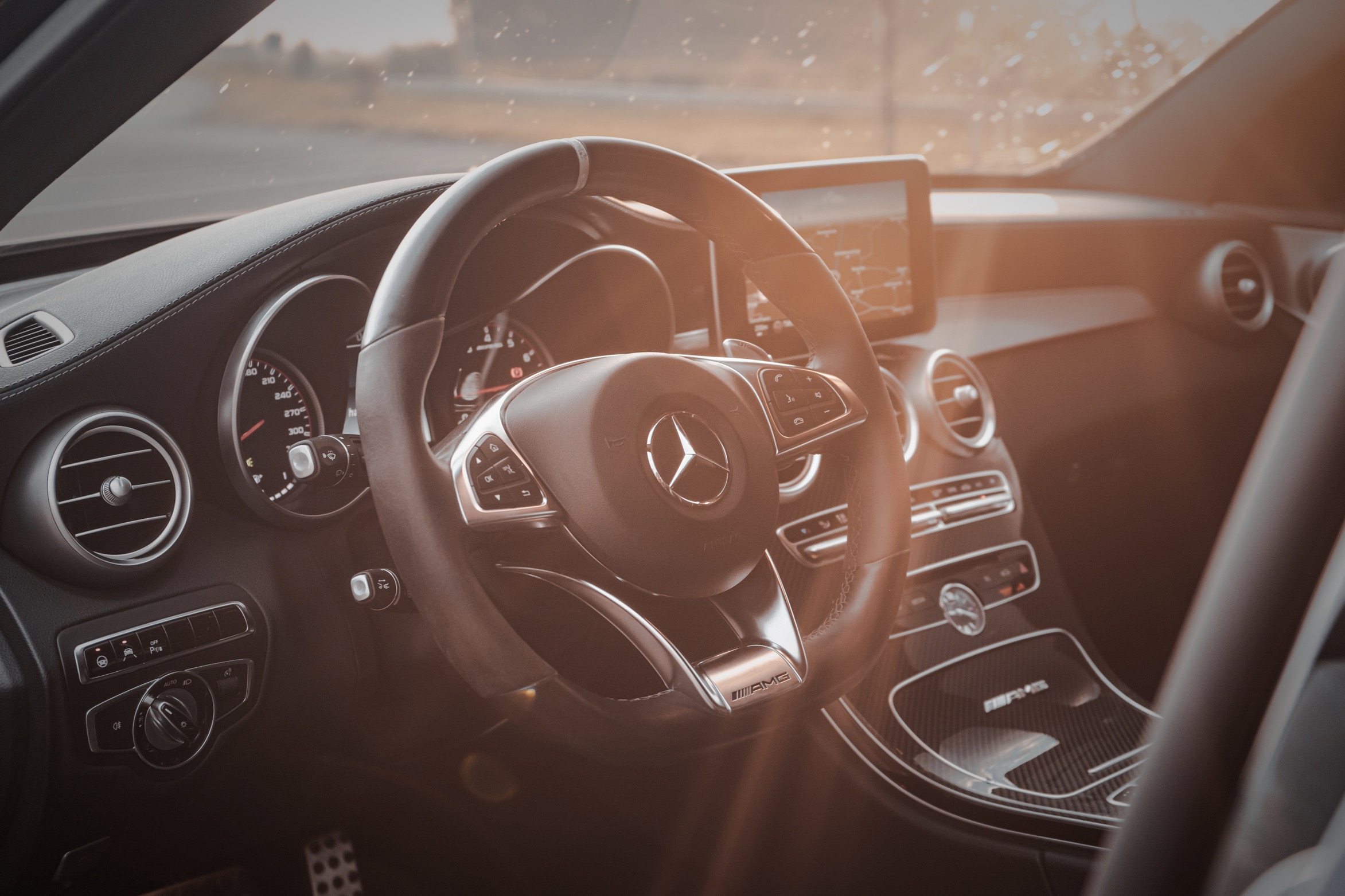 Mercedes Benz C63s AMG 4.0 BITURBO V8 - LICHTE VRACHT photo 37