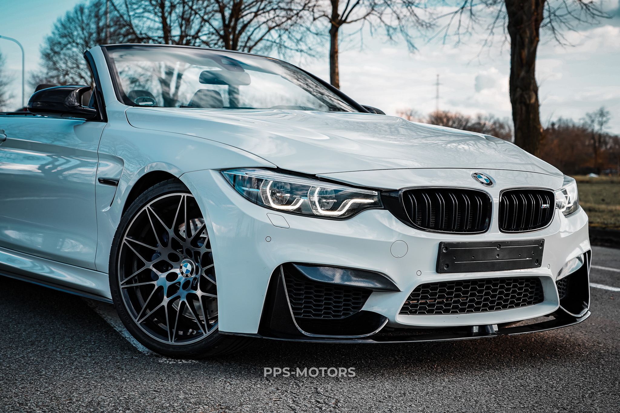 BMW M4 3.0 CABRIO INDIVIDUAL PACK photo 16