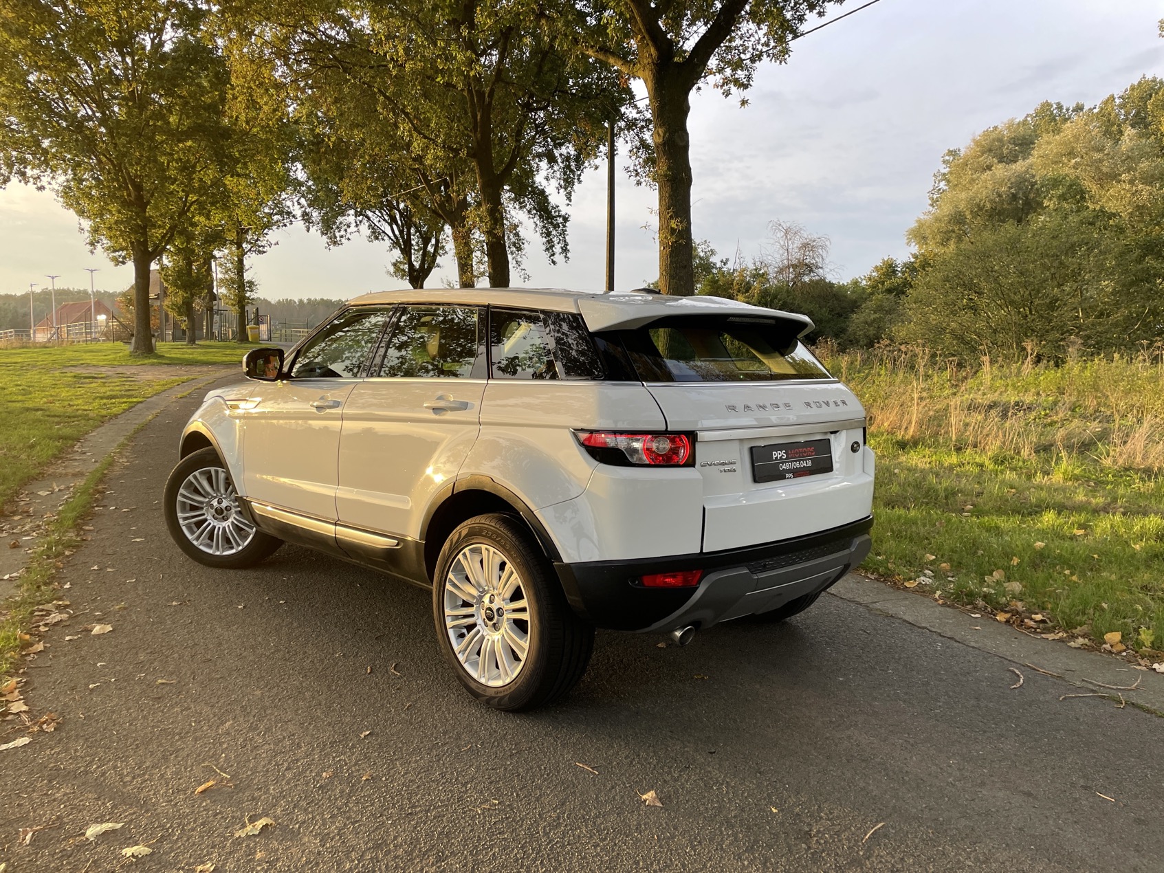 Land Rover RANGE ROVER EVOQUE 2.2 TD4 photo 20