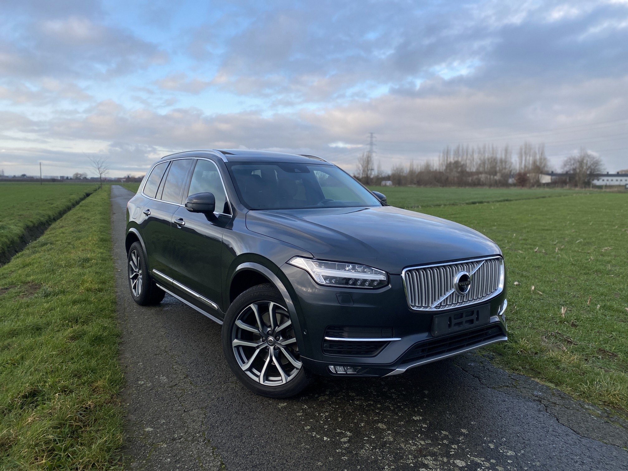 Volvo XC90 2.0D 4WD photo 1