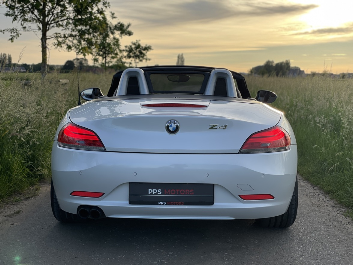 BMW Z4 2.0i sDrive photo 6