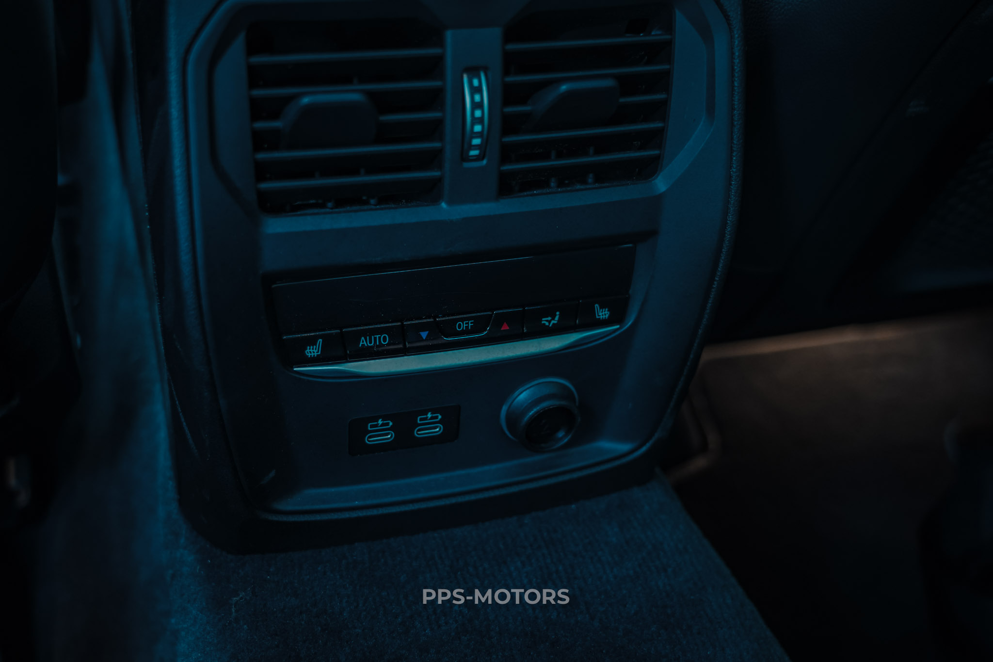 BMW 330e M-PAKKET M-PERFORMANCE photo 39