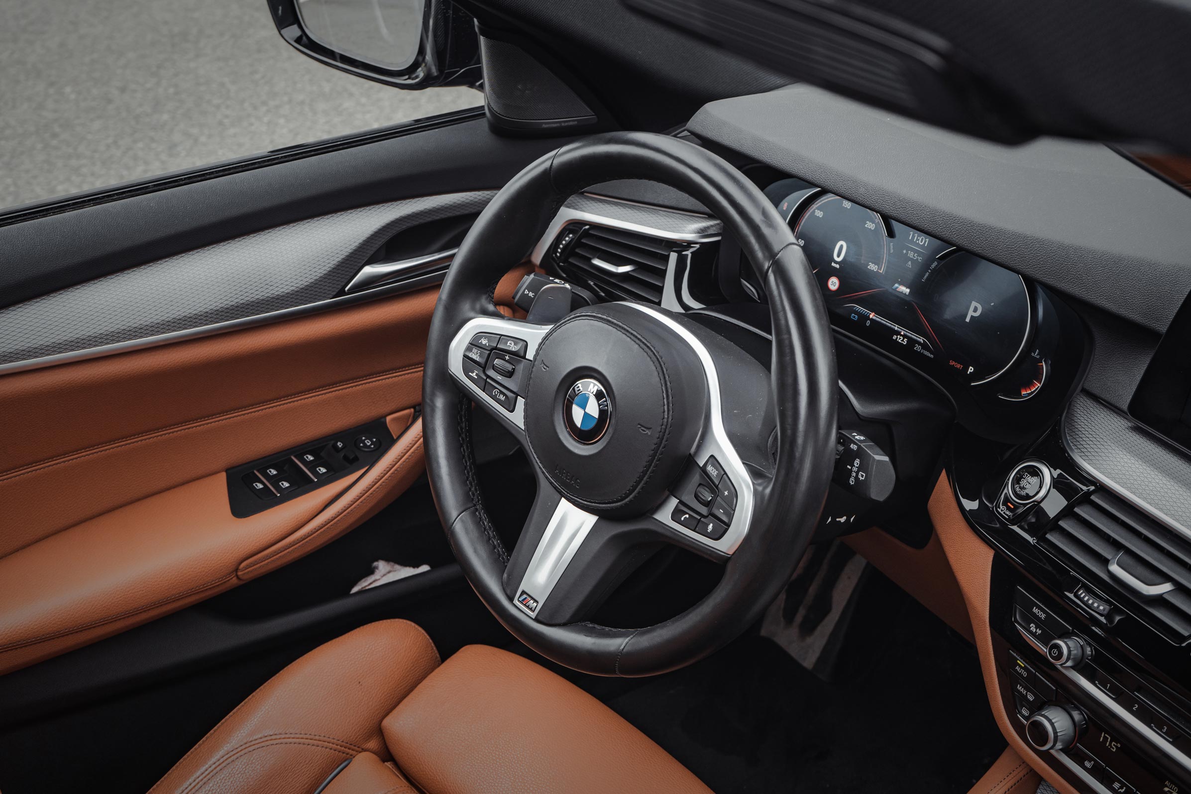BMW 525d G31 M-PAKKET photo 14