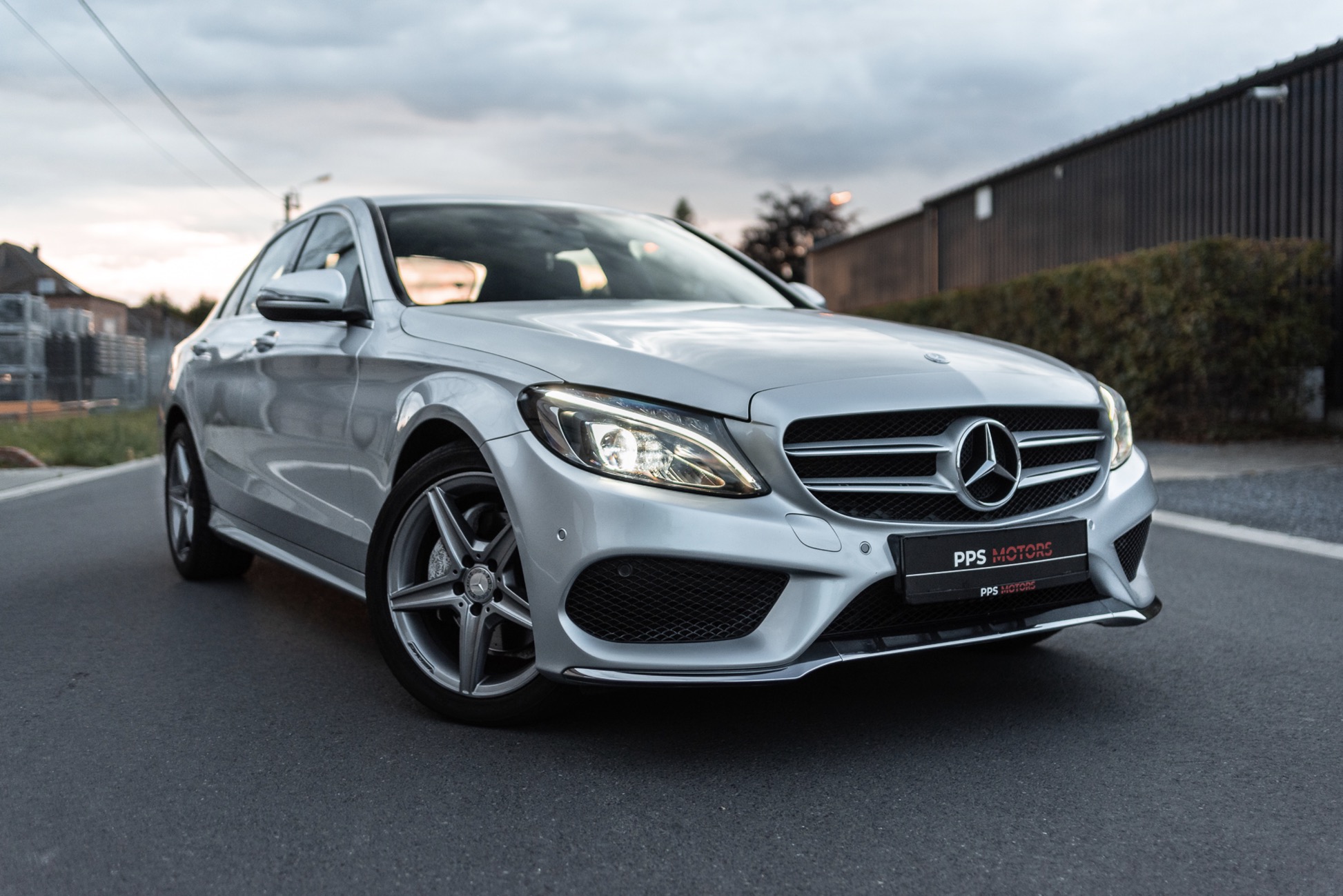 Mercedes Benz C180 BLUETEC AMG-LINE photo 1