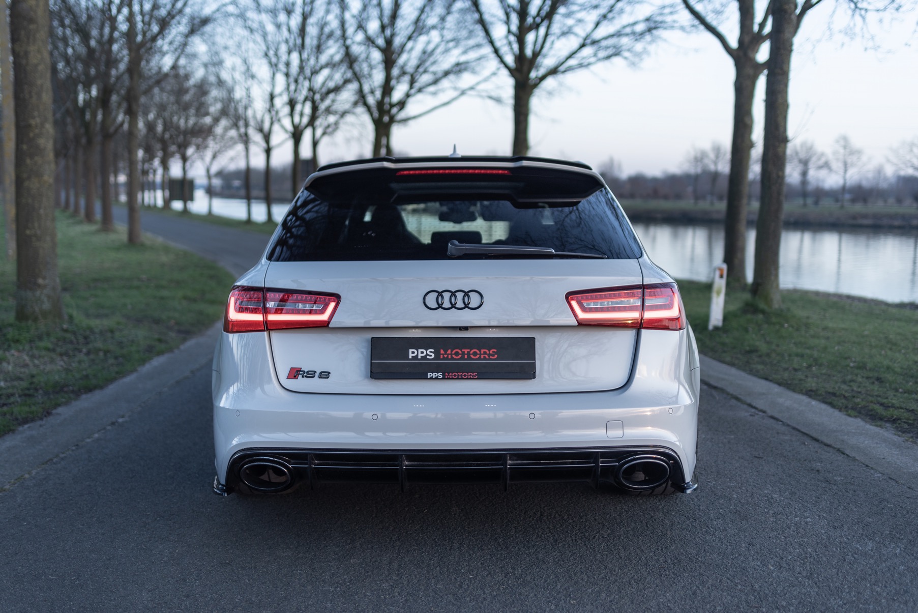 Audi RS6 4.0 V8 QUATTRO MILLTEK photo 14