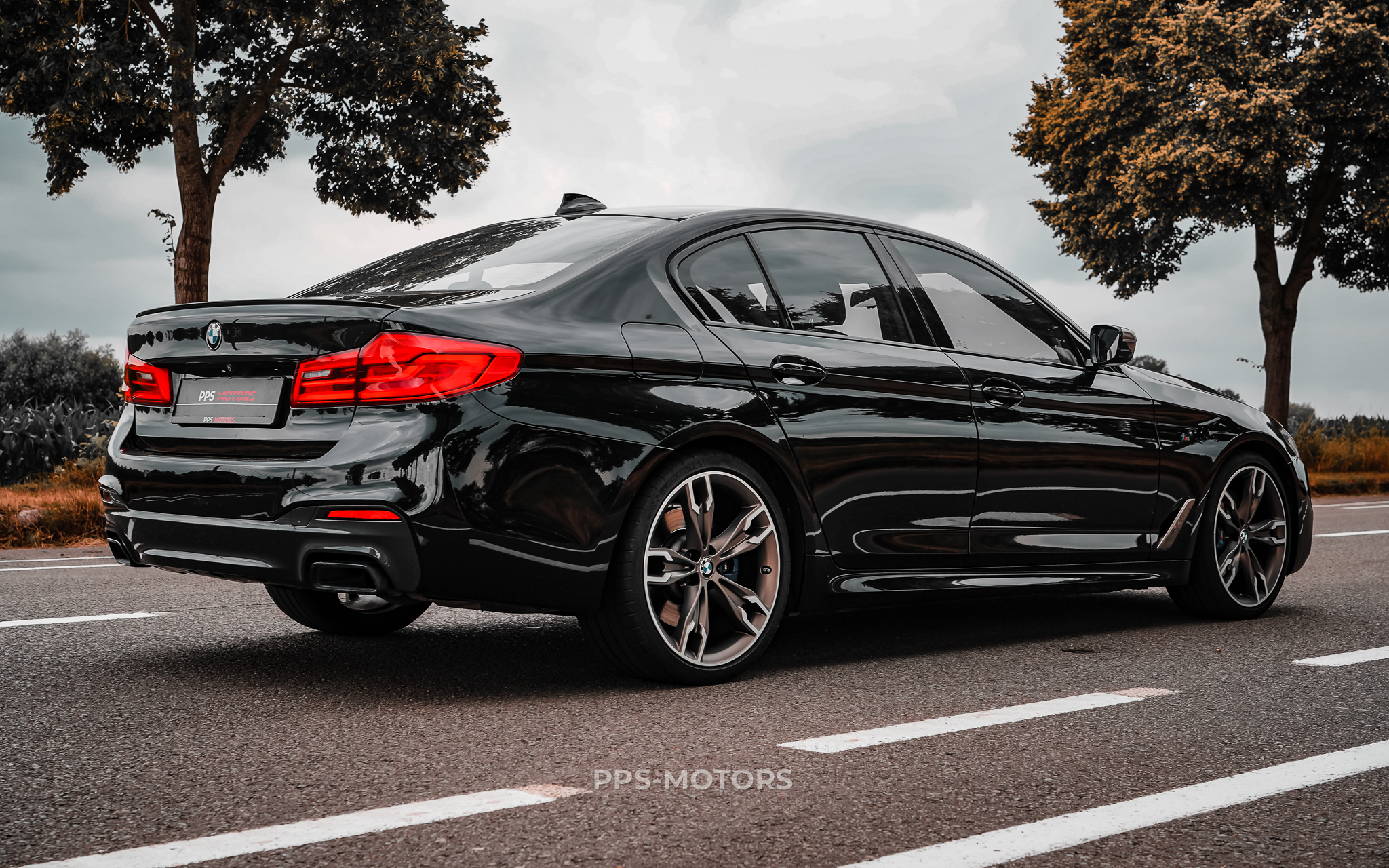 BMW M550d xAS photo 10