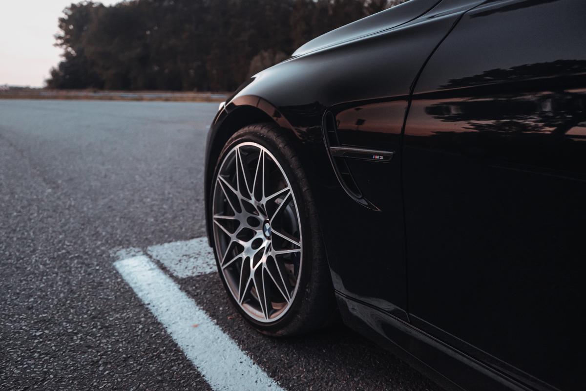 BMW M3 COMPETITION photo 19