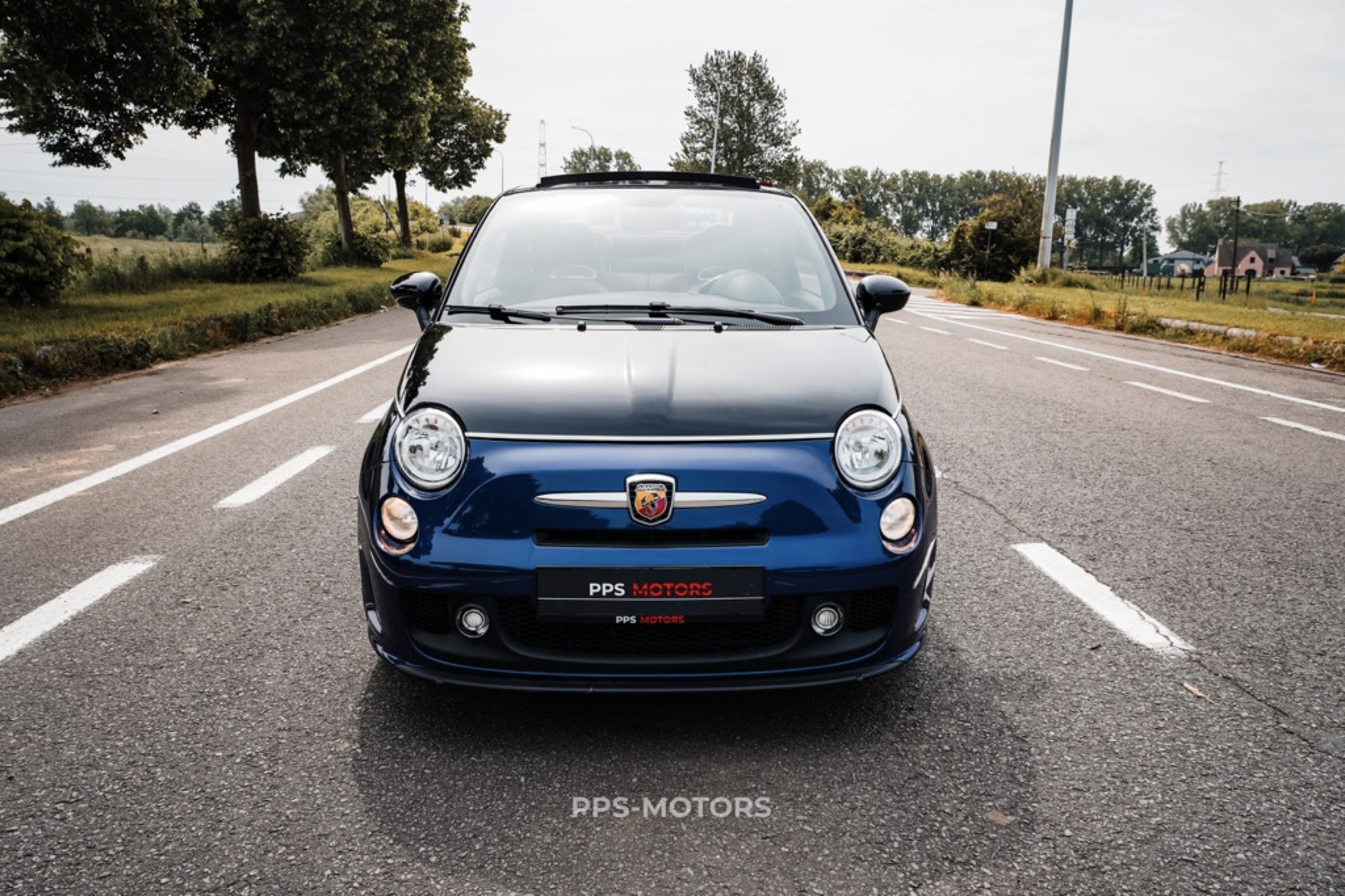 Abarth 595C 1.4 T-Jet photo 2