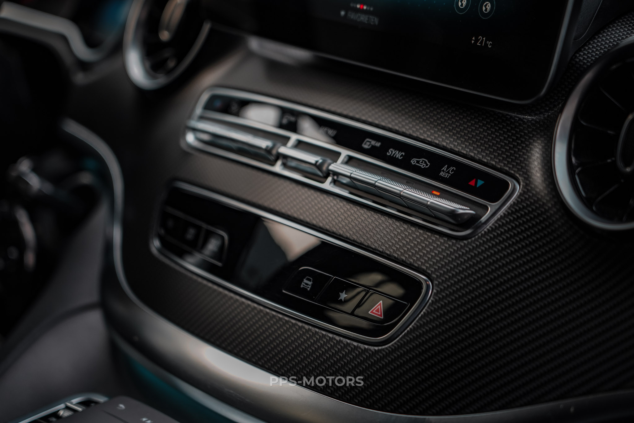 Mercedes Benz V300 AMG PAKKET photo 26