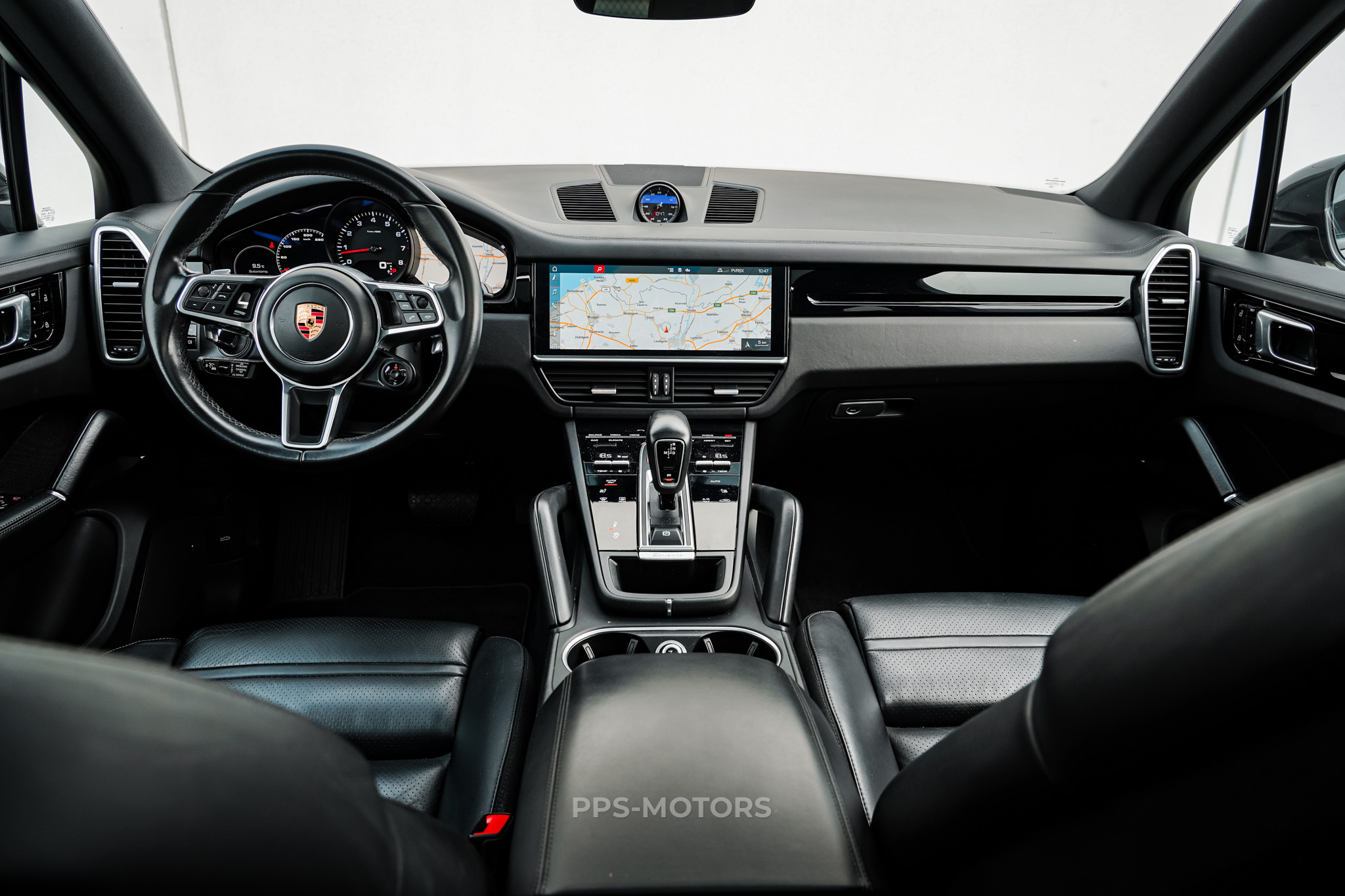 Porsche CAYENNE 3.0i V6 photo 11